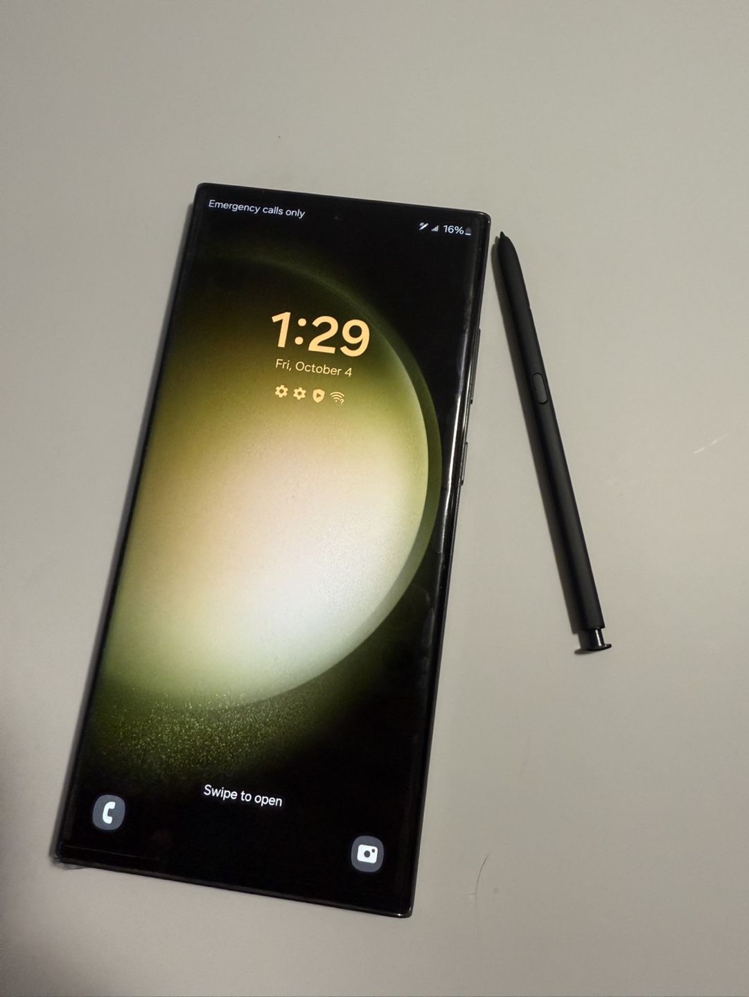 Samsung Galaxy S23 Ultra 5G with S Pen