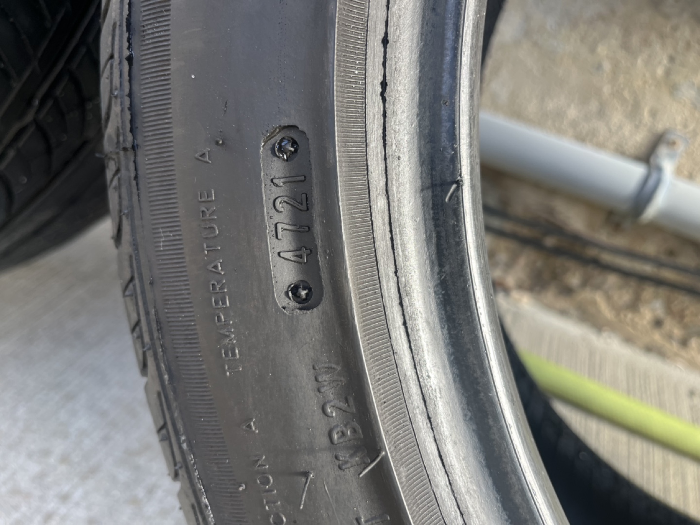 245/45r18 - photo 4