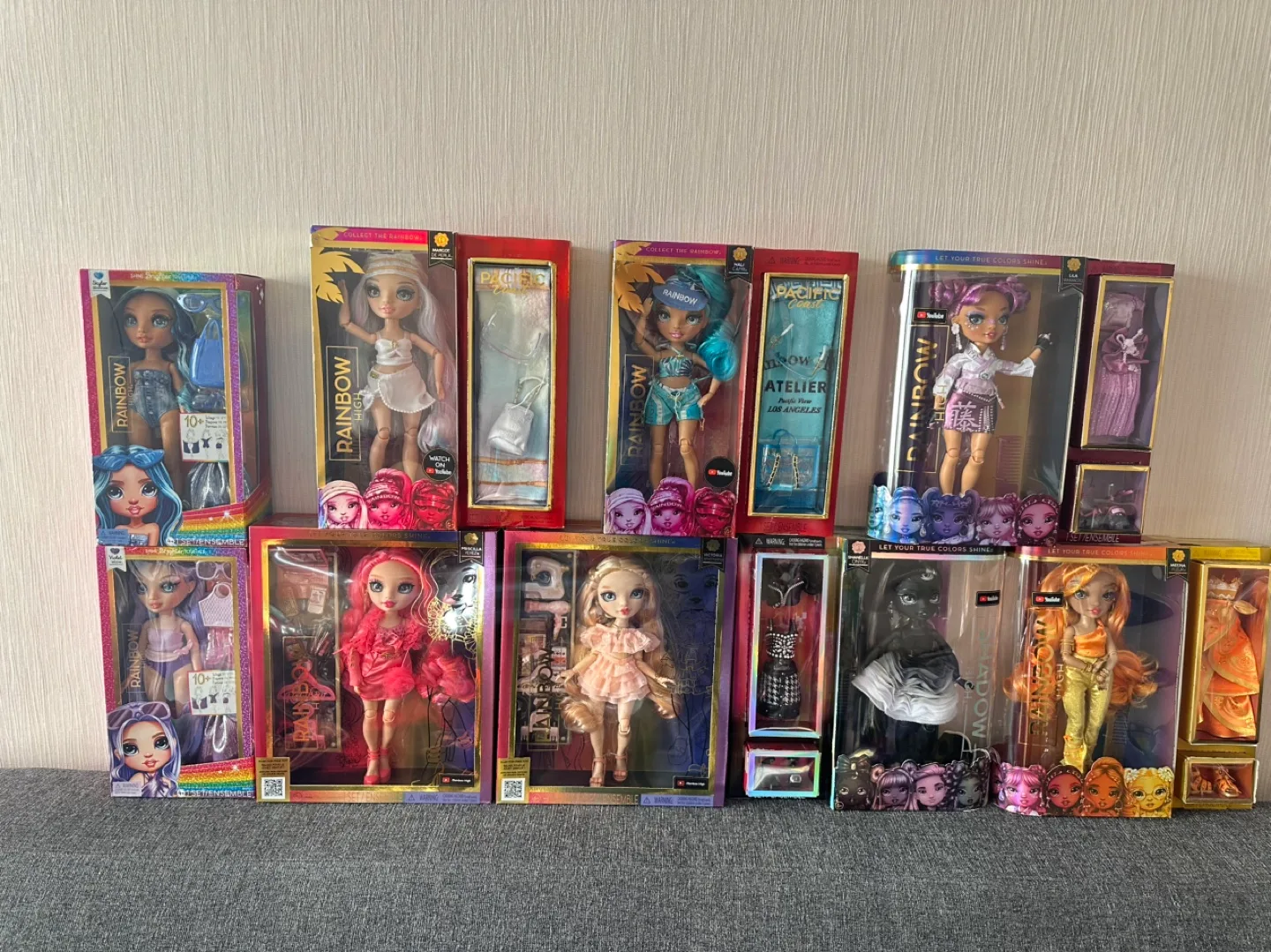 BNIB Rainbow High Fashion Dolls for Christmas Gifts image indicator(2)