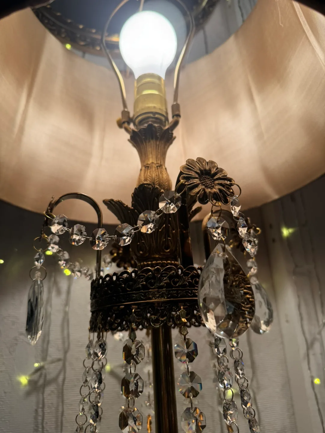 Antique Pair of Crystal & Brass Gold Table Lamps image indicator(5)