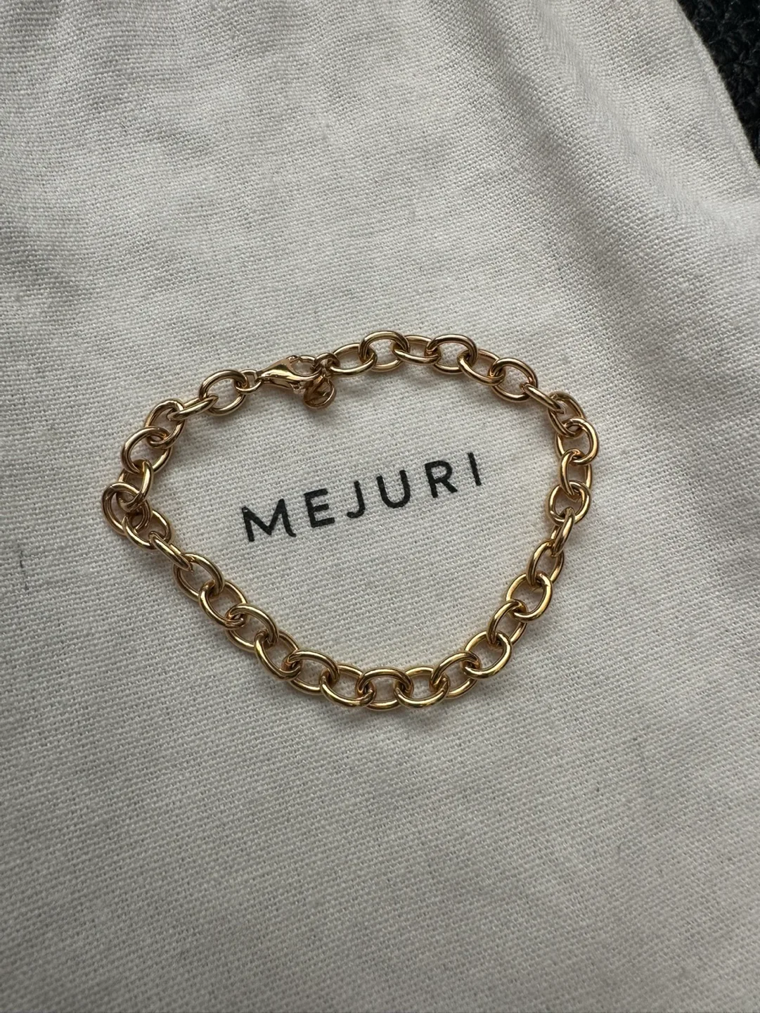 MEJURI Bold Link Chain Bracelet $60 image indicator(3)