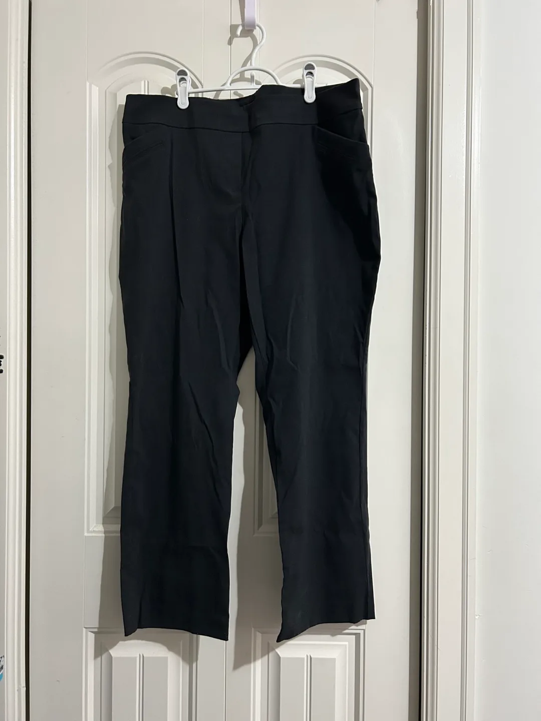 Black Pants thumbnail