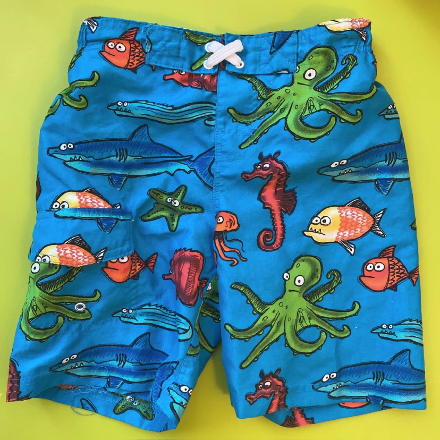 Free  boys swim shorts image indicator(3)