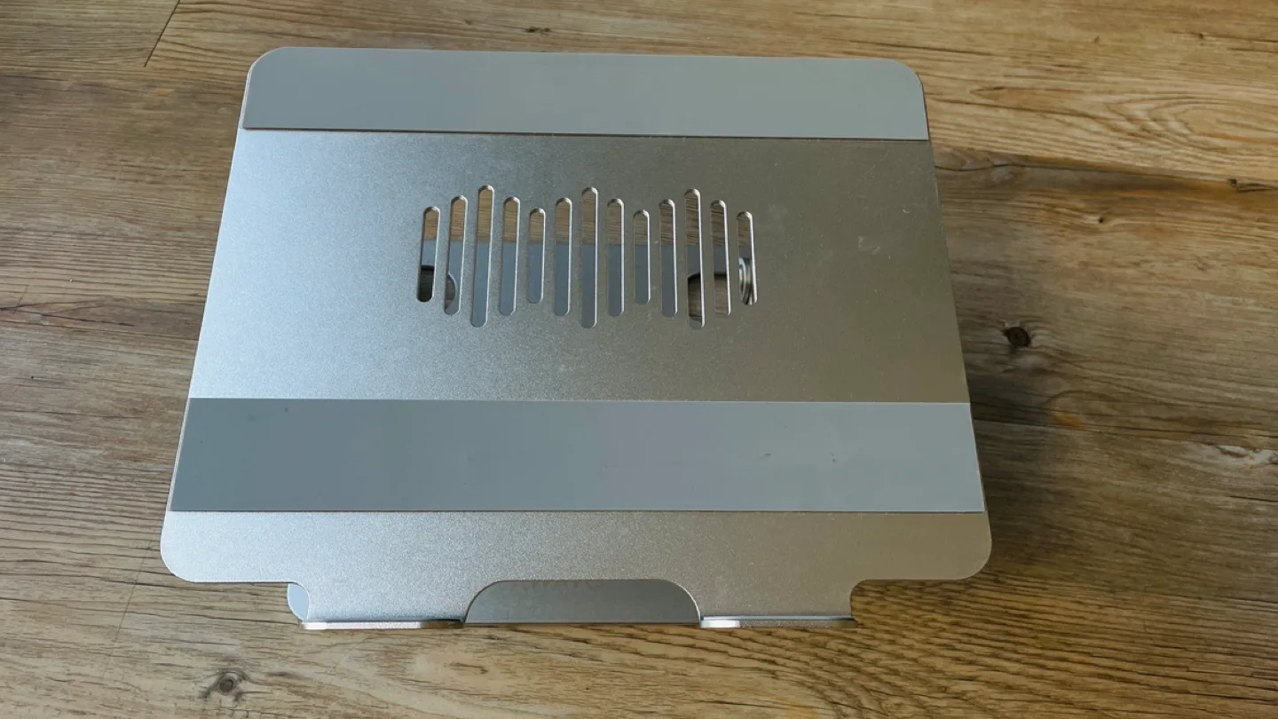 Laptop Stand - Adjustable & Foldable image indicator(5)