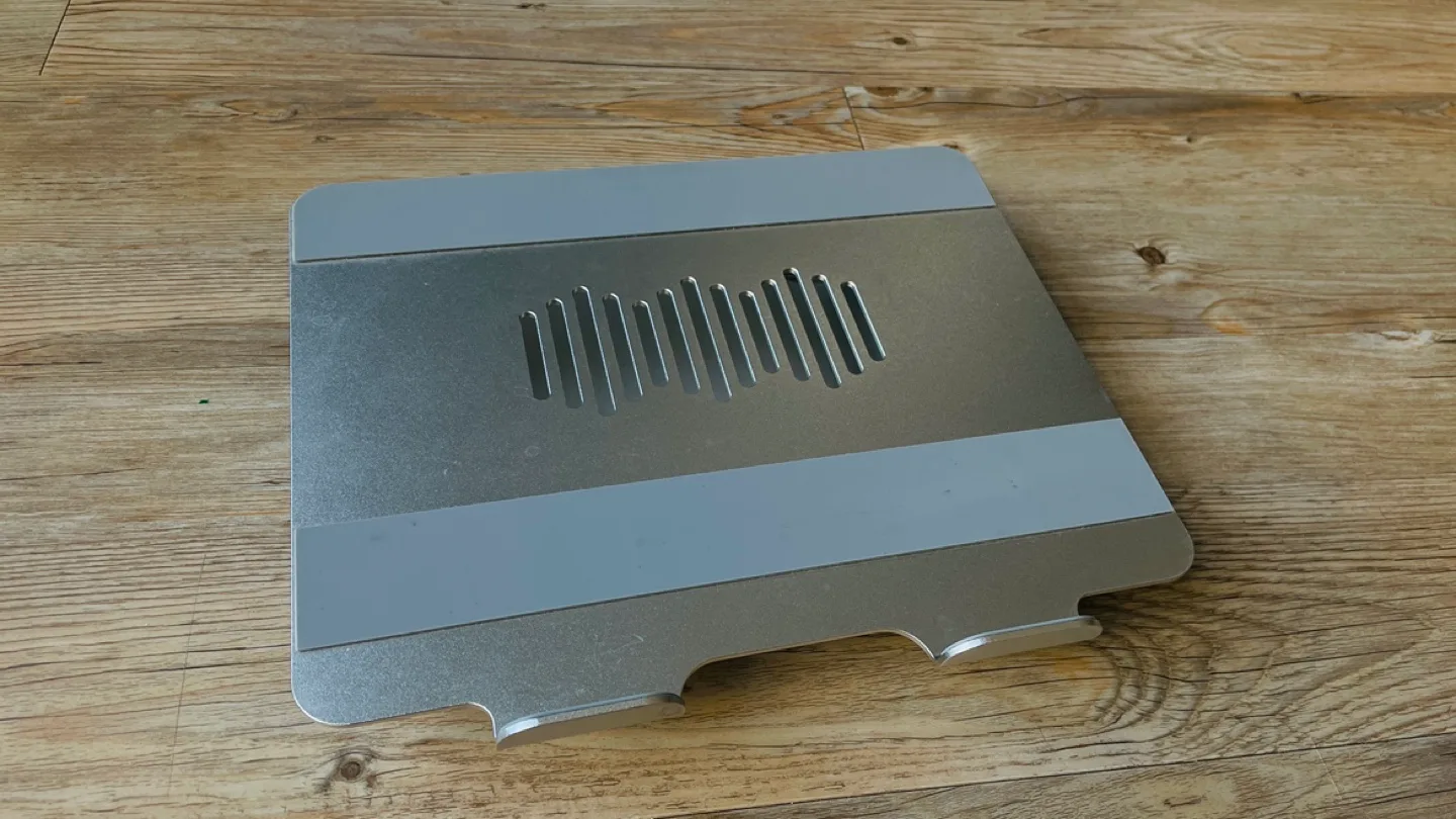 Laptop Stand - Adjustable & Foldable image indicator(2)