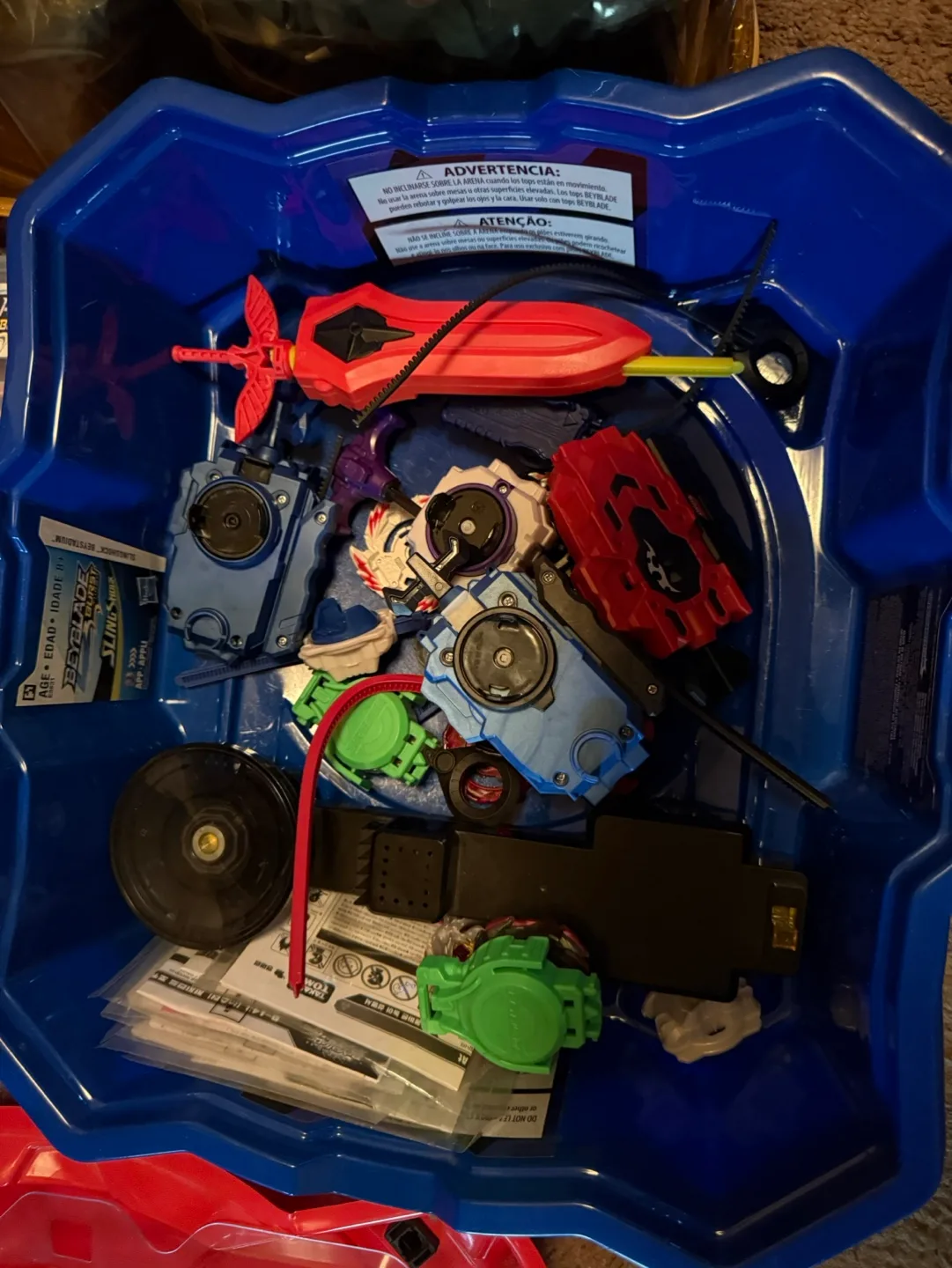 Beyblade Burst Arena & Beyblades image indicator(2)