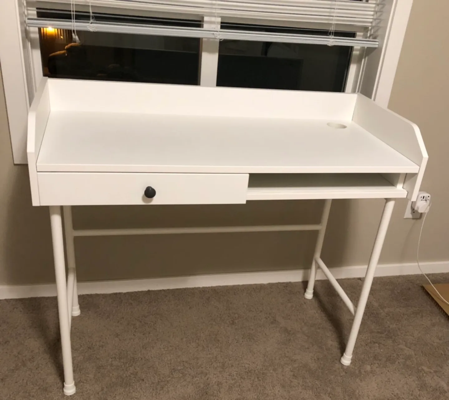 White study Desk with Drawer thumbnail
