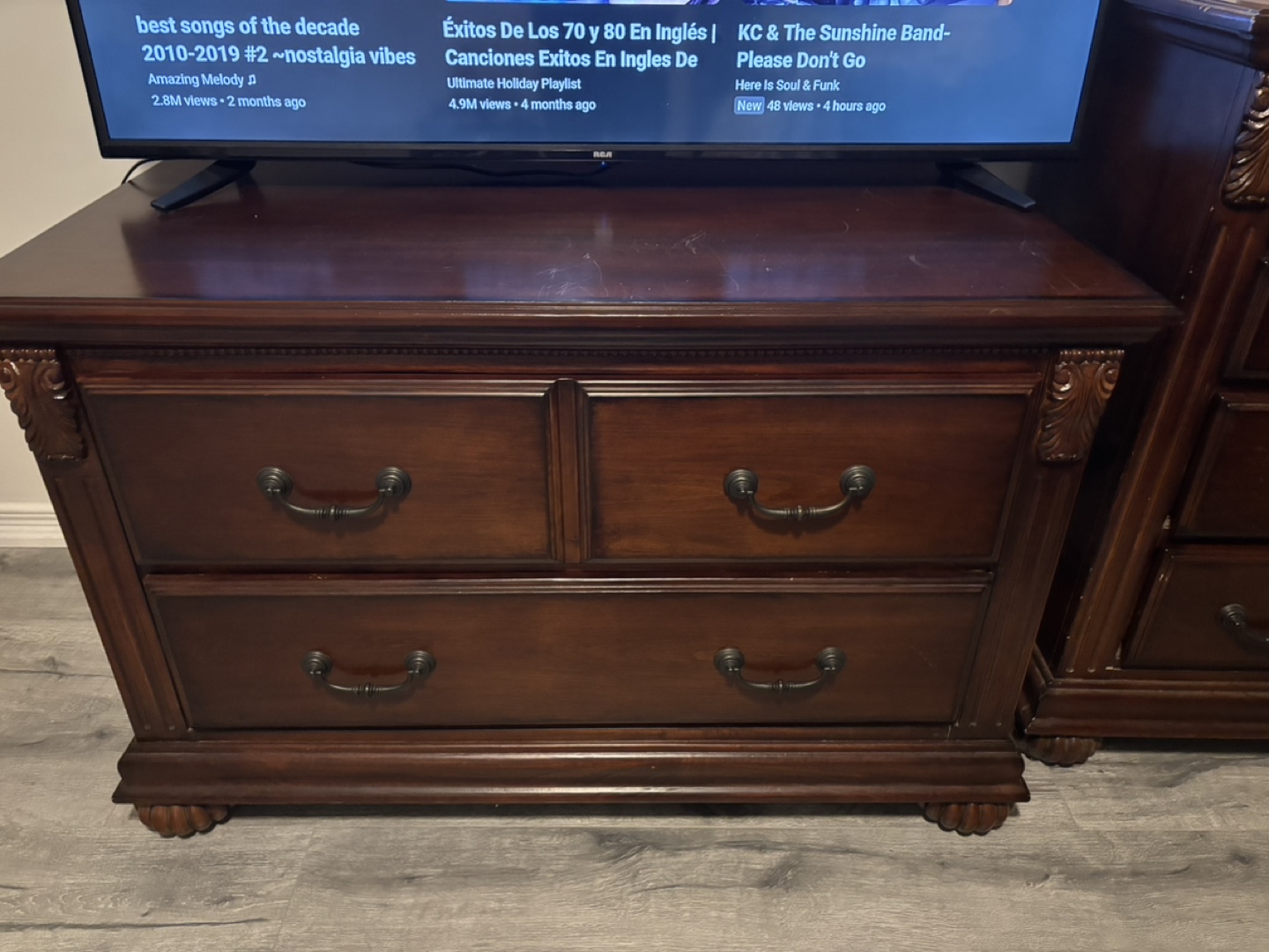 Bedroom Set- FREE - photo 5