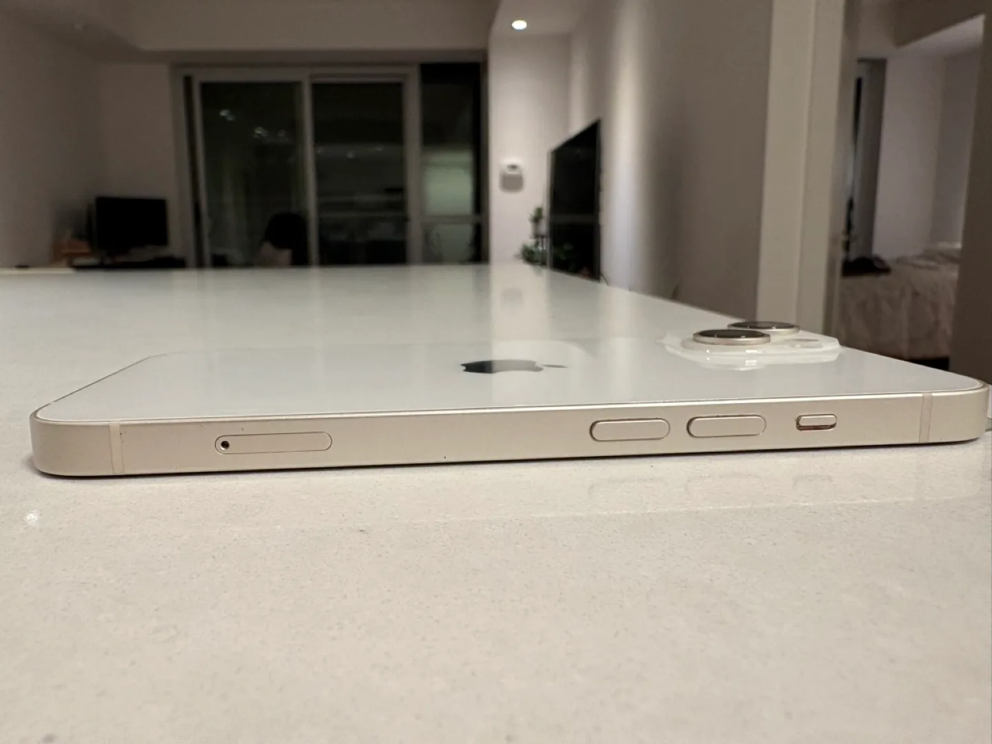 iPhone 14 128 GB Mint Condition image indicator(4)