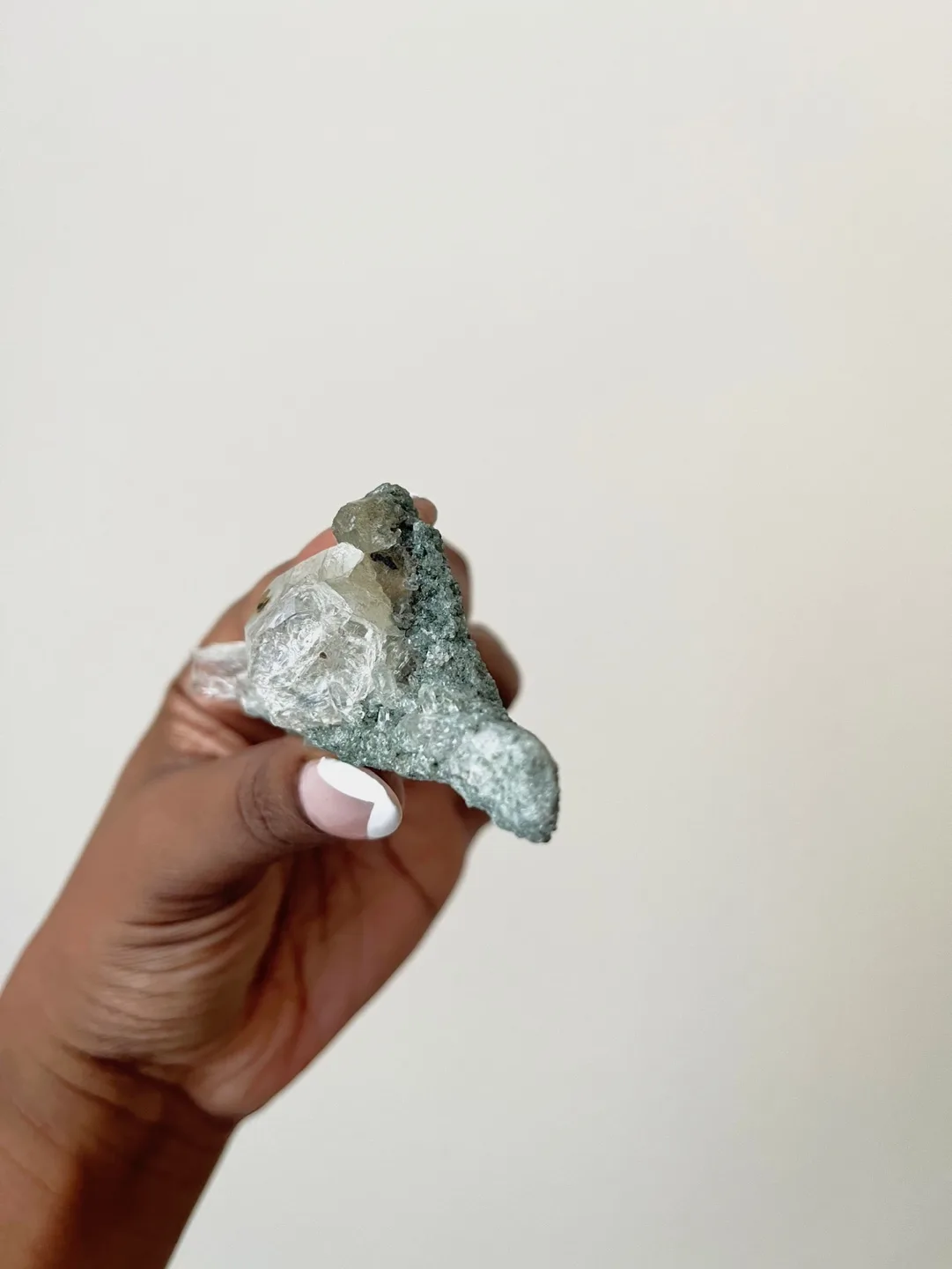 Crystal - Himalayan Quartz image indicator(3)