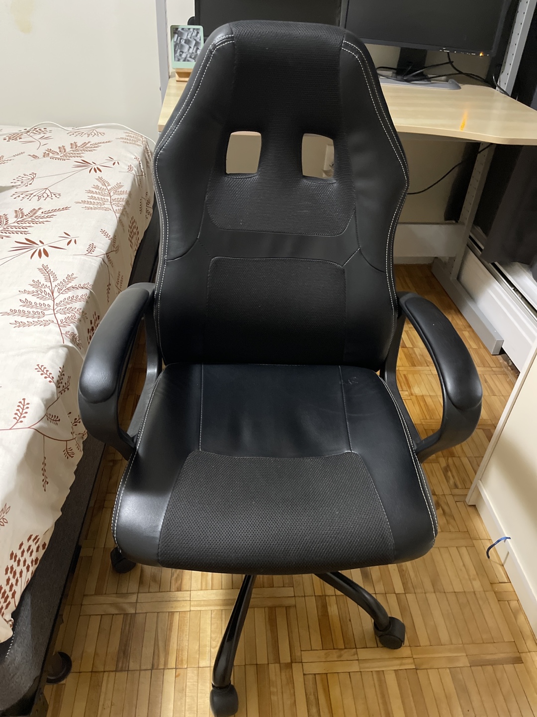 Black Gaming Chair
