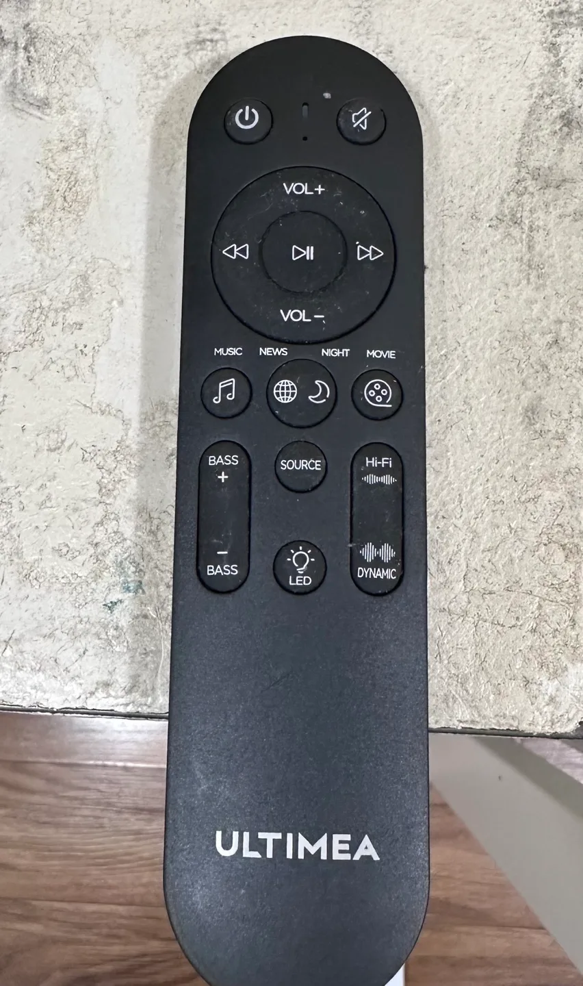 Ultimea Soundbar with built in Subwoofer image indicator(3)