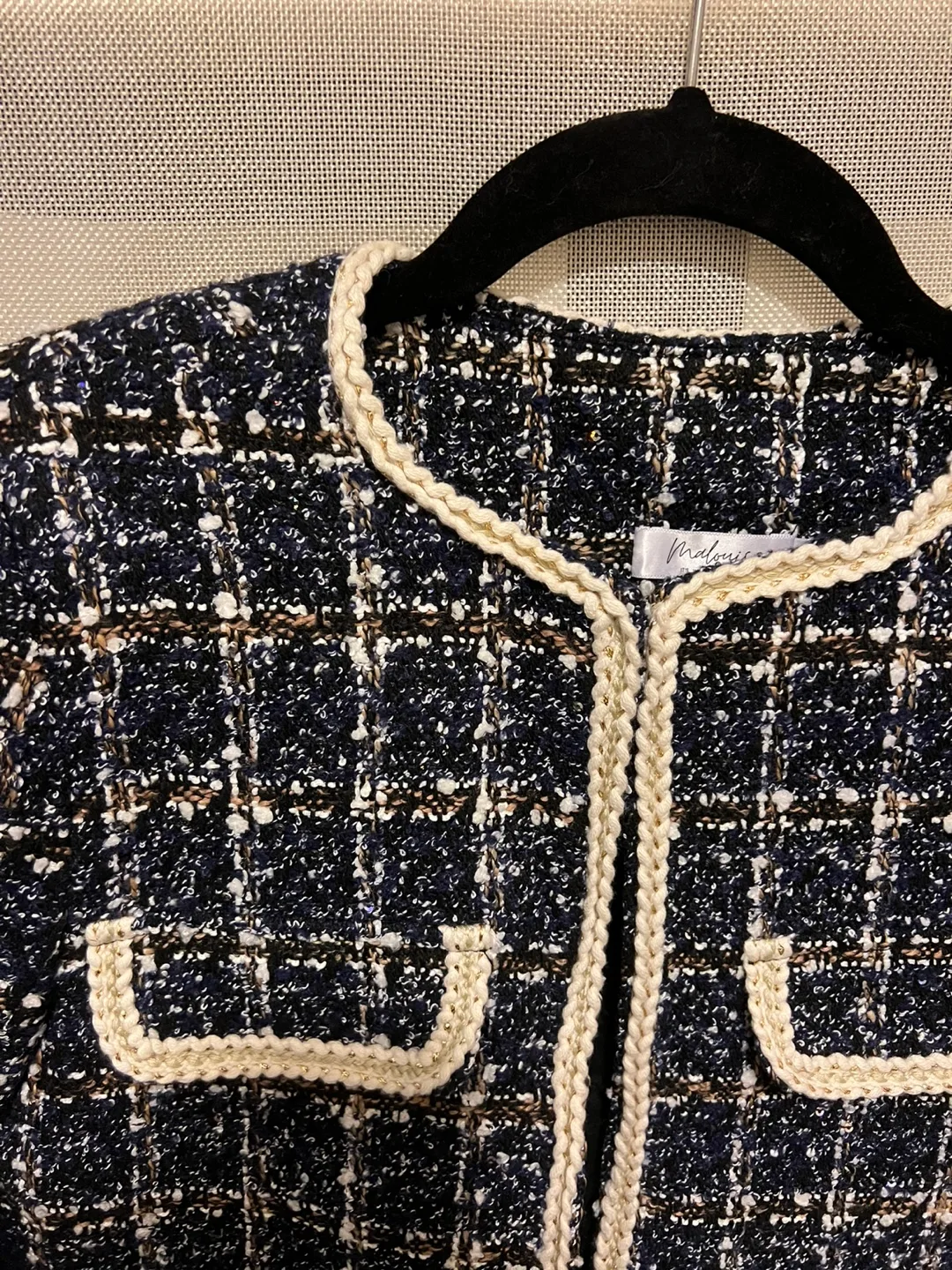 Tweed Set image indicator(2)