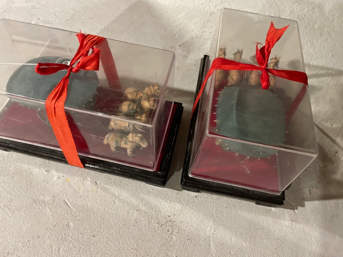 Bronze Chariot of Emperor Qin Shi Huang's Mausoleum image indicator(4)