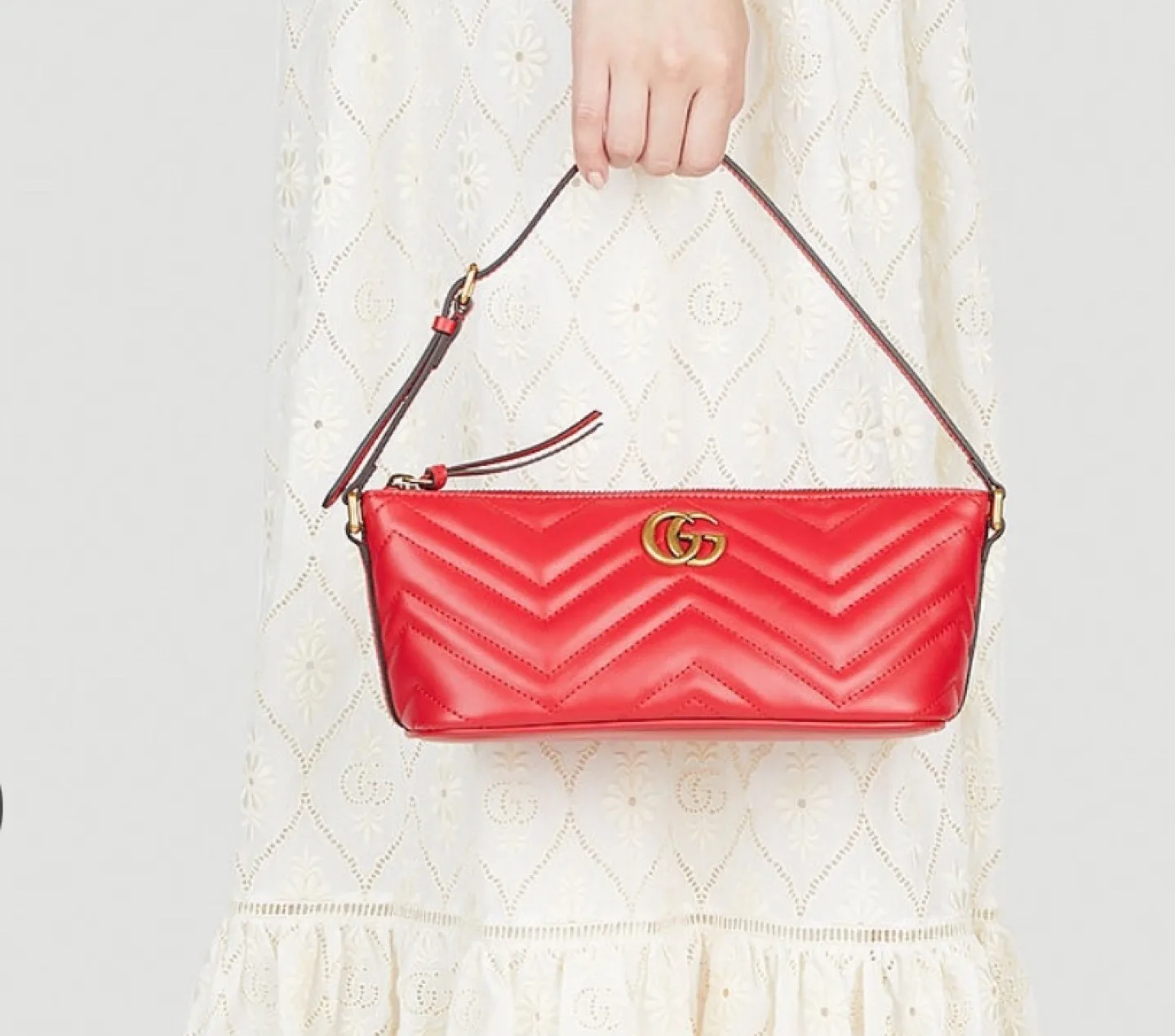 Gucci red marmont shoulder bag image indicator(2)