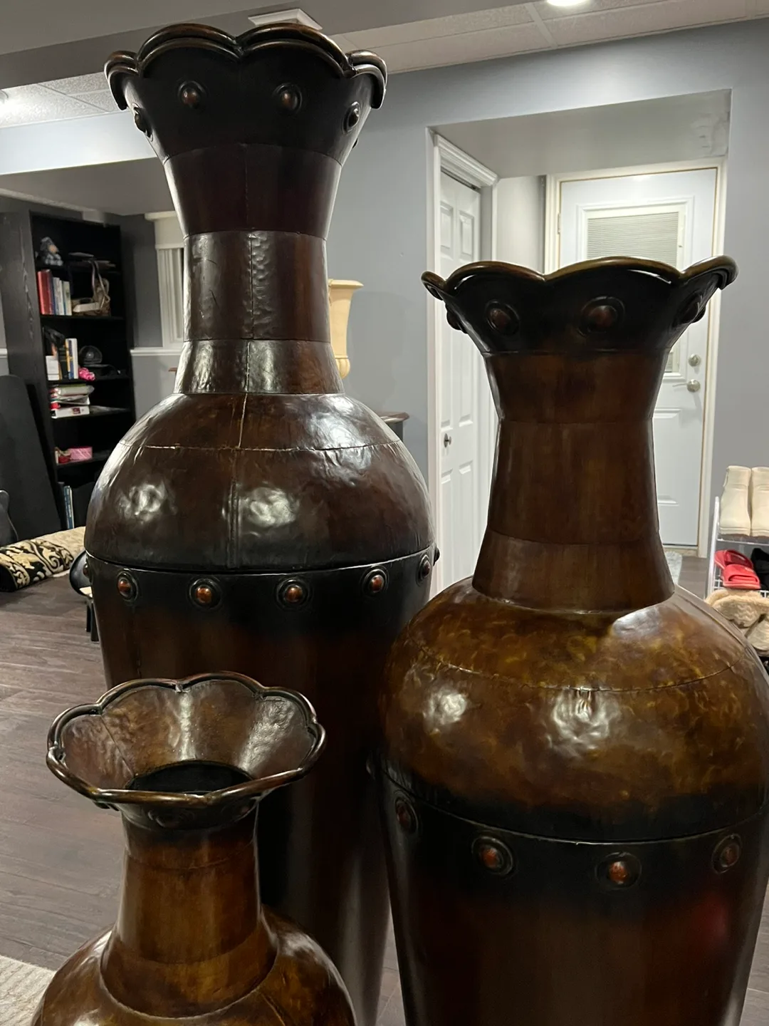 Beautiful set of oversized vases image indicator(4)