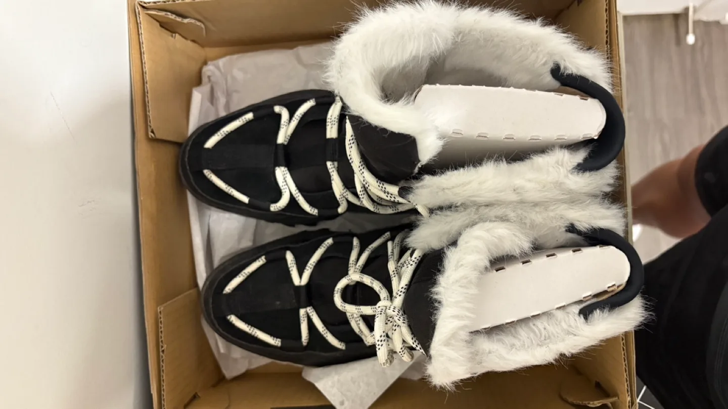 Sorel Women's 8 winter Boots image indicator(4)