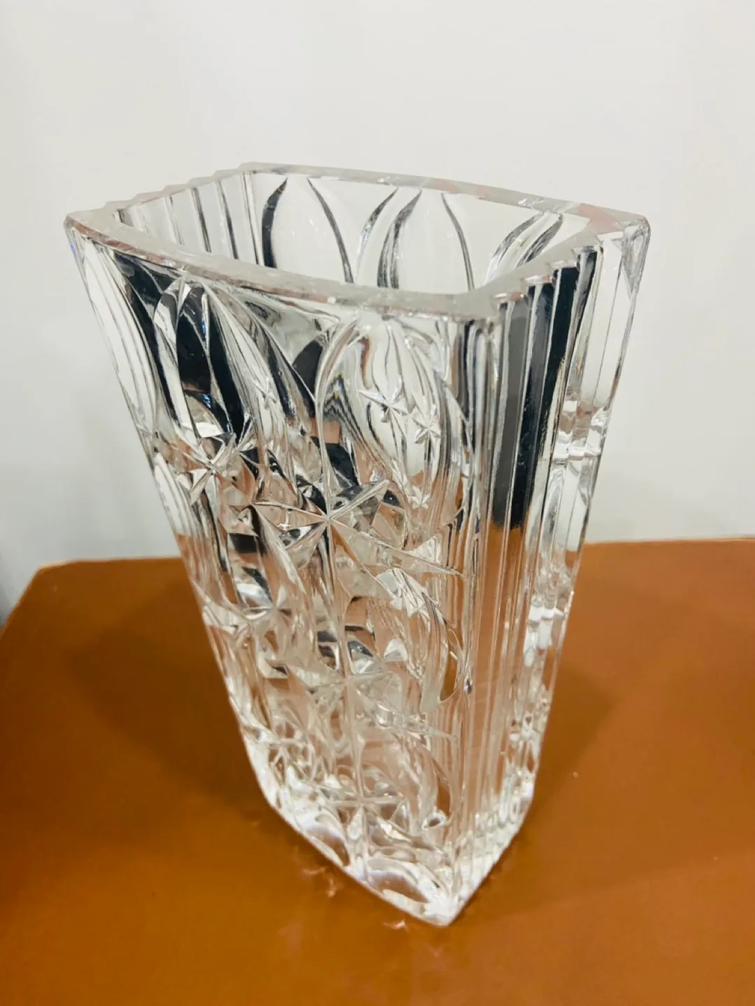 Crystal Cut Glass Vase image indicator(2)