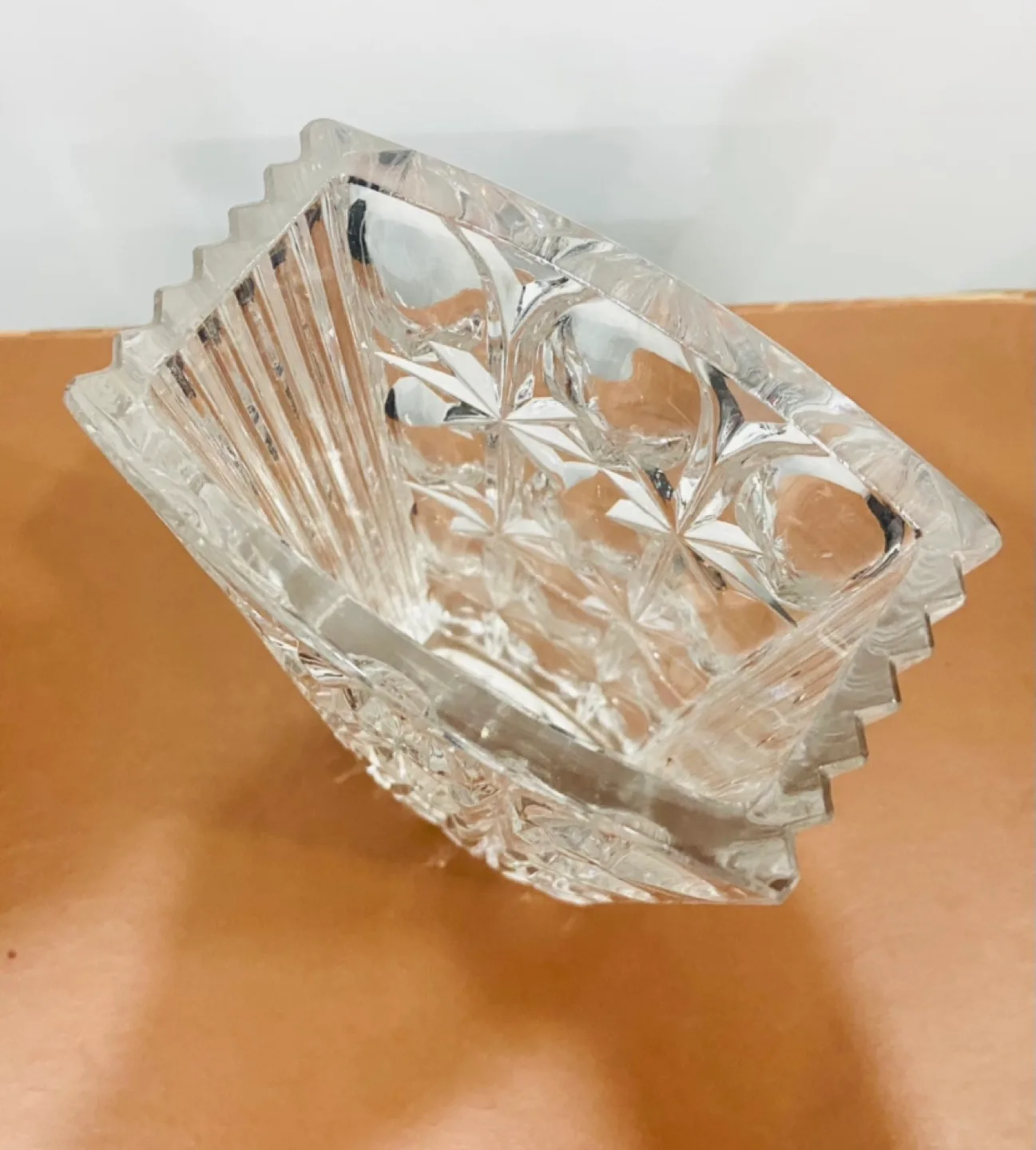 Crystal Cut Glass Vase image indicator(4)