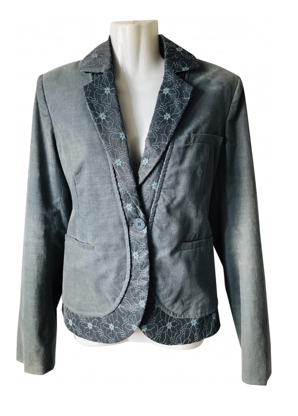 Emporio Armani corduroy jacket/blazer size 8