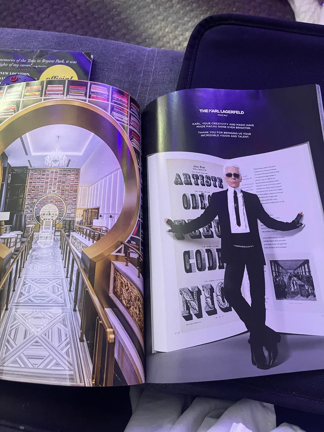 Vogue Magazine - Karl Lagerfeld Collectors Celebration Issue image indicator(2)