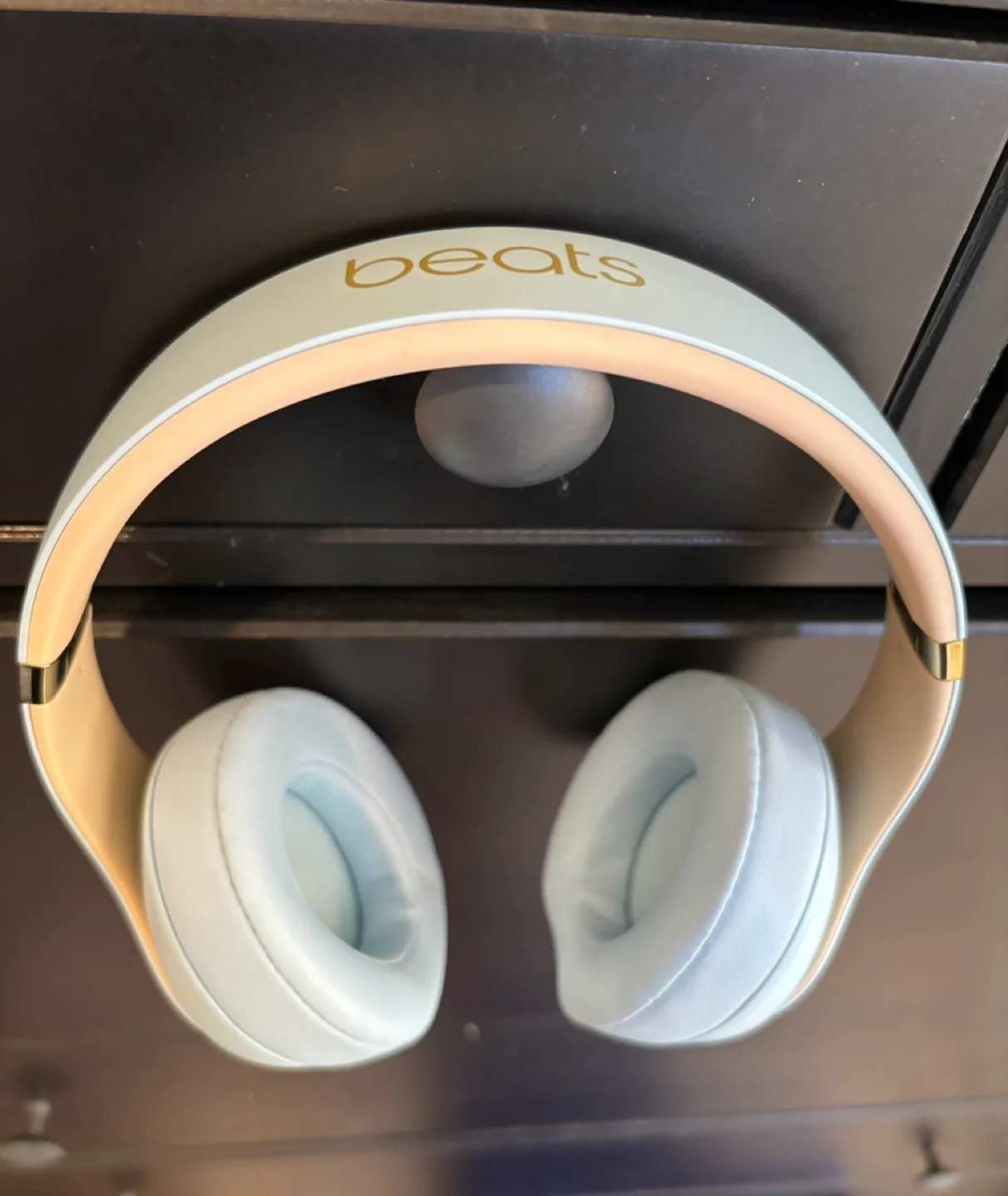 Beats Studio3 Wireless Headphones - Light Blue image indicator(4)