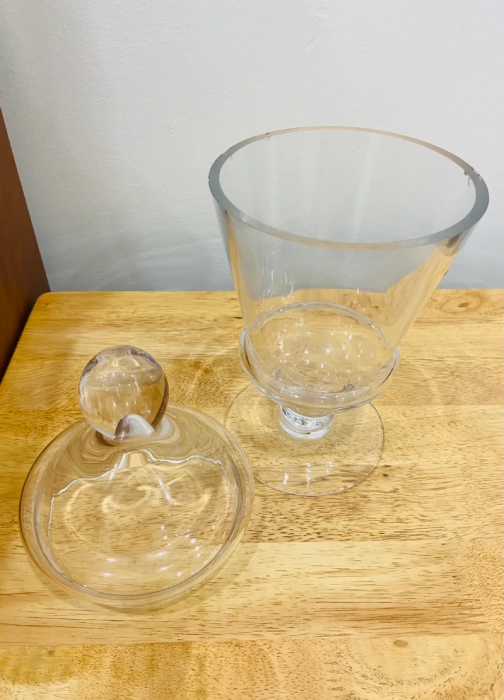 VTG Apothecary Large Glass Jar with Lid image indicator(3)