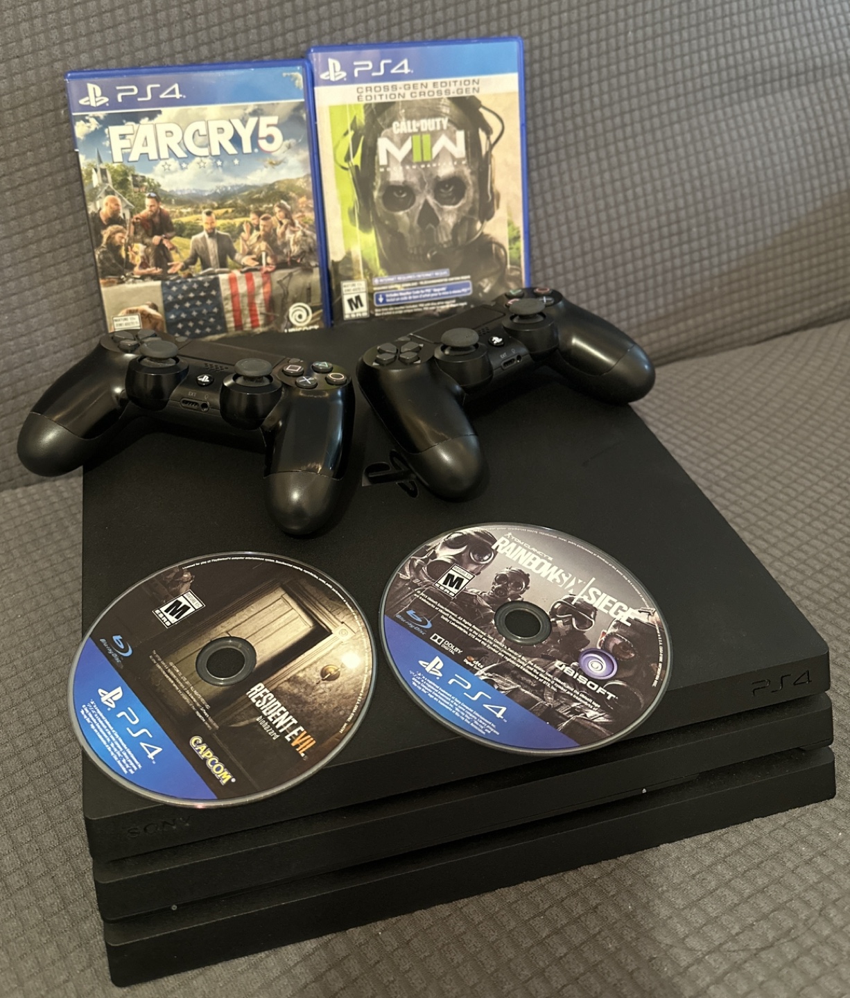 PS4 Console Bundle with Games and Controllers