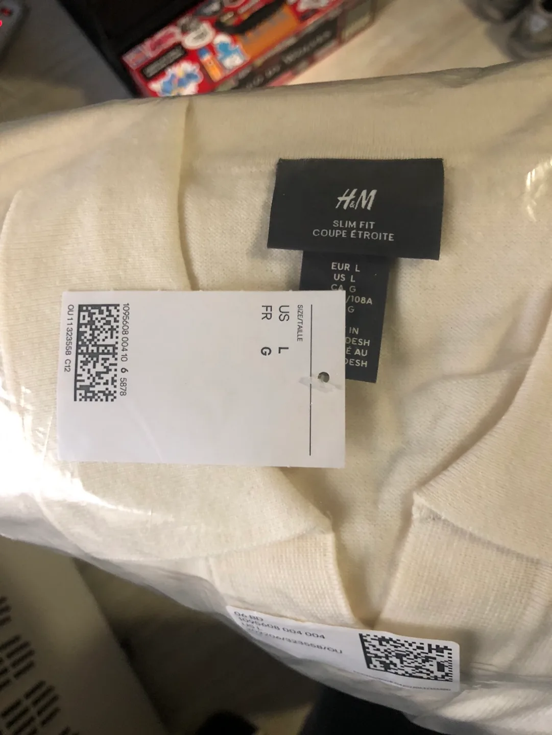 H&M Beige Polo Shirt Size L image indicator(2)