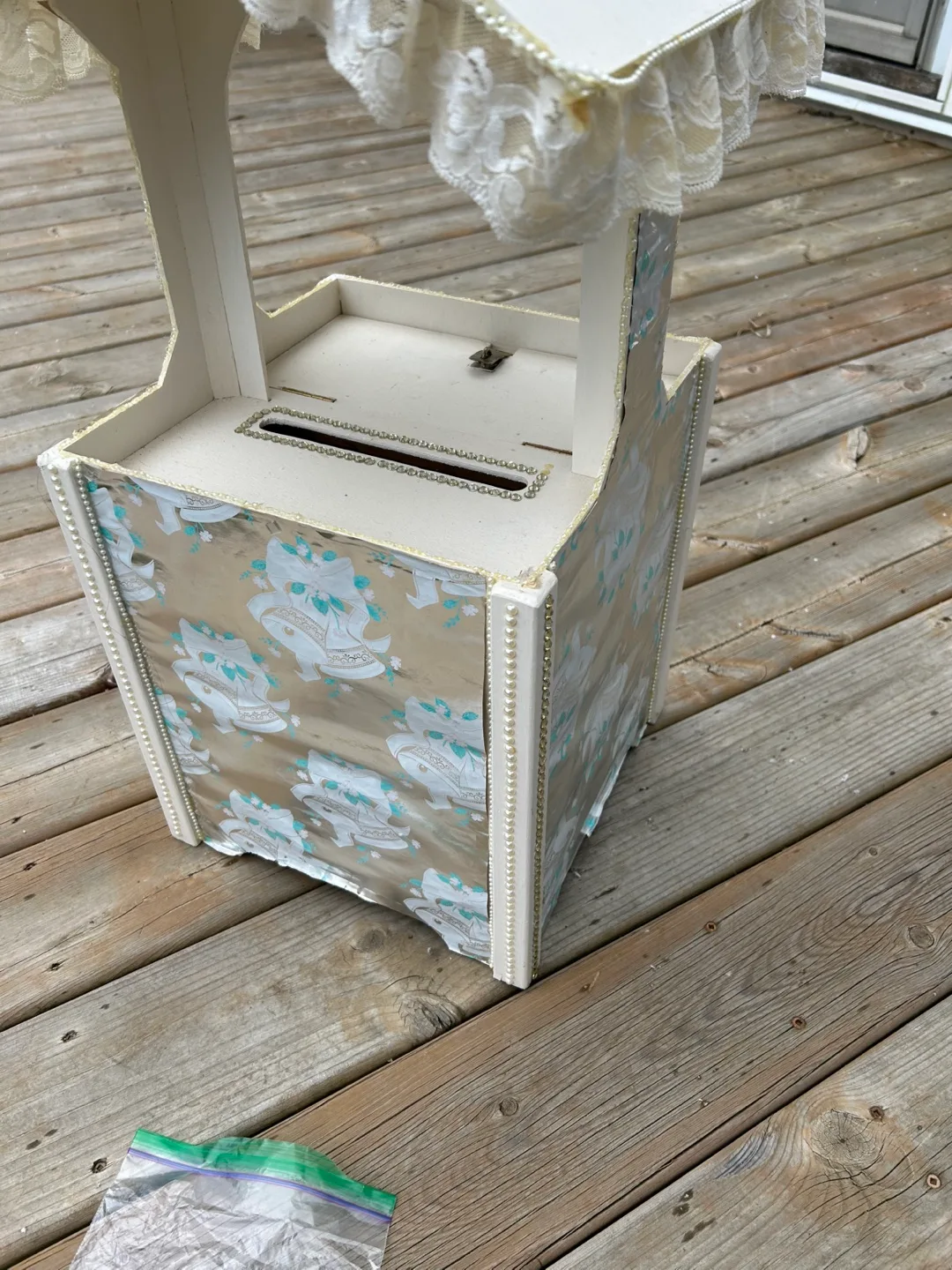 Wedding Card Box with Lock and Key image indicator(2)