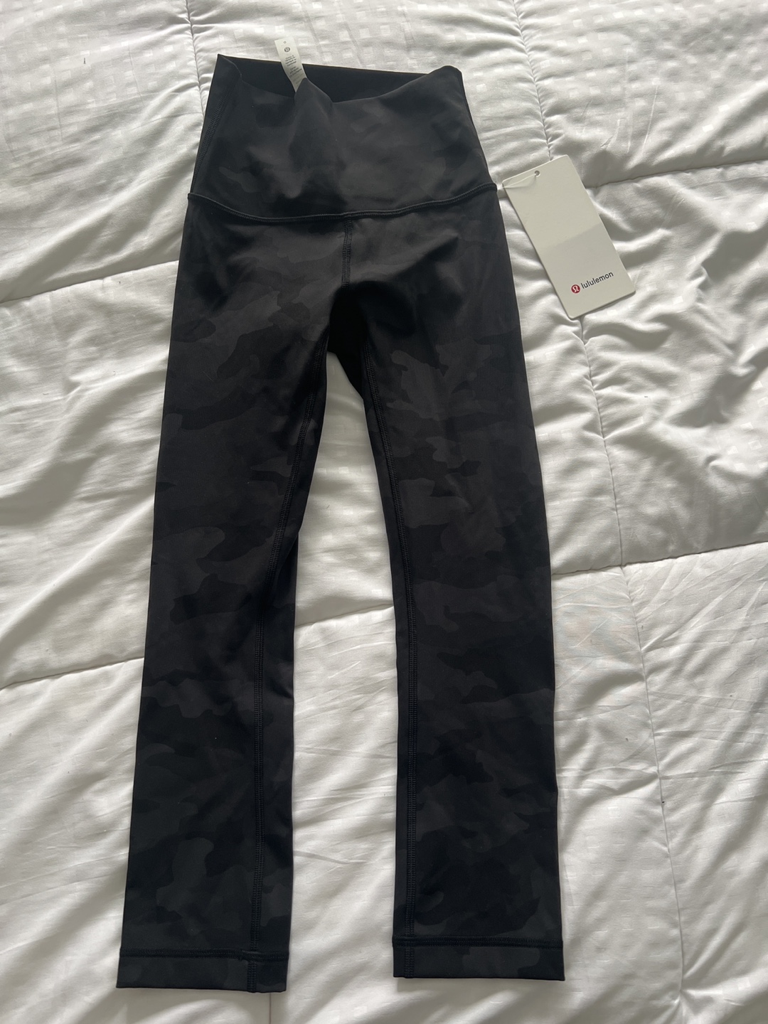 Lululemon Wunder Under HR Crop 21" Black Camo