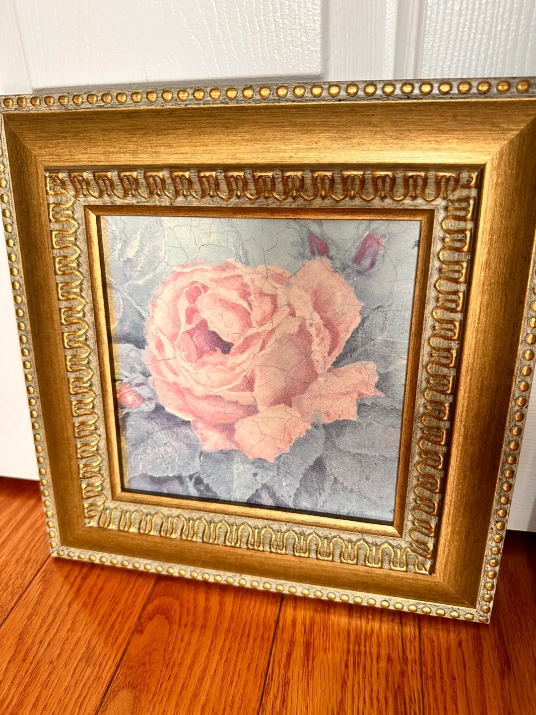 Set of Two gold Framed wall art image indicator(3)