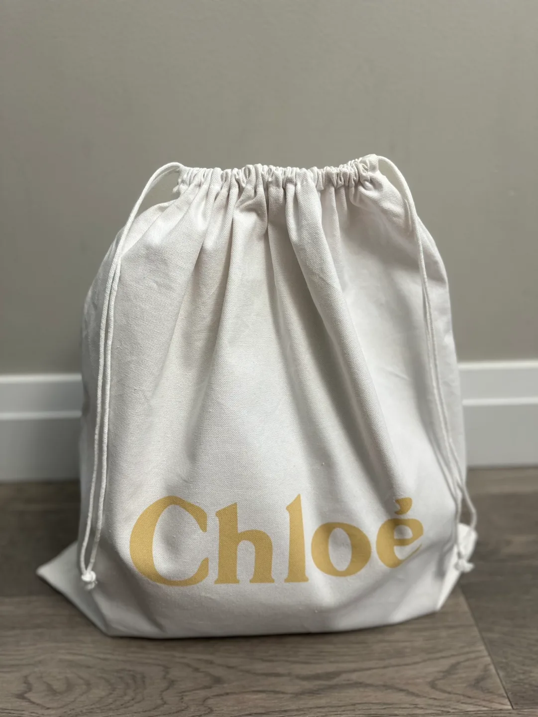 Authentic Chloe Sam Boston Bag (LIKE NEW) image indicator(8)