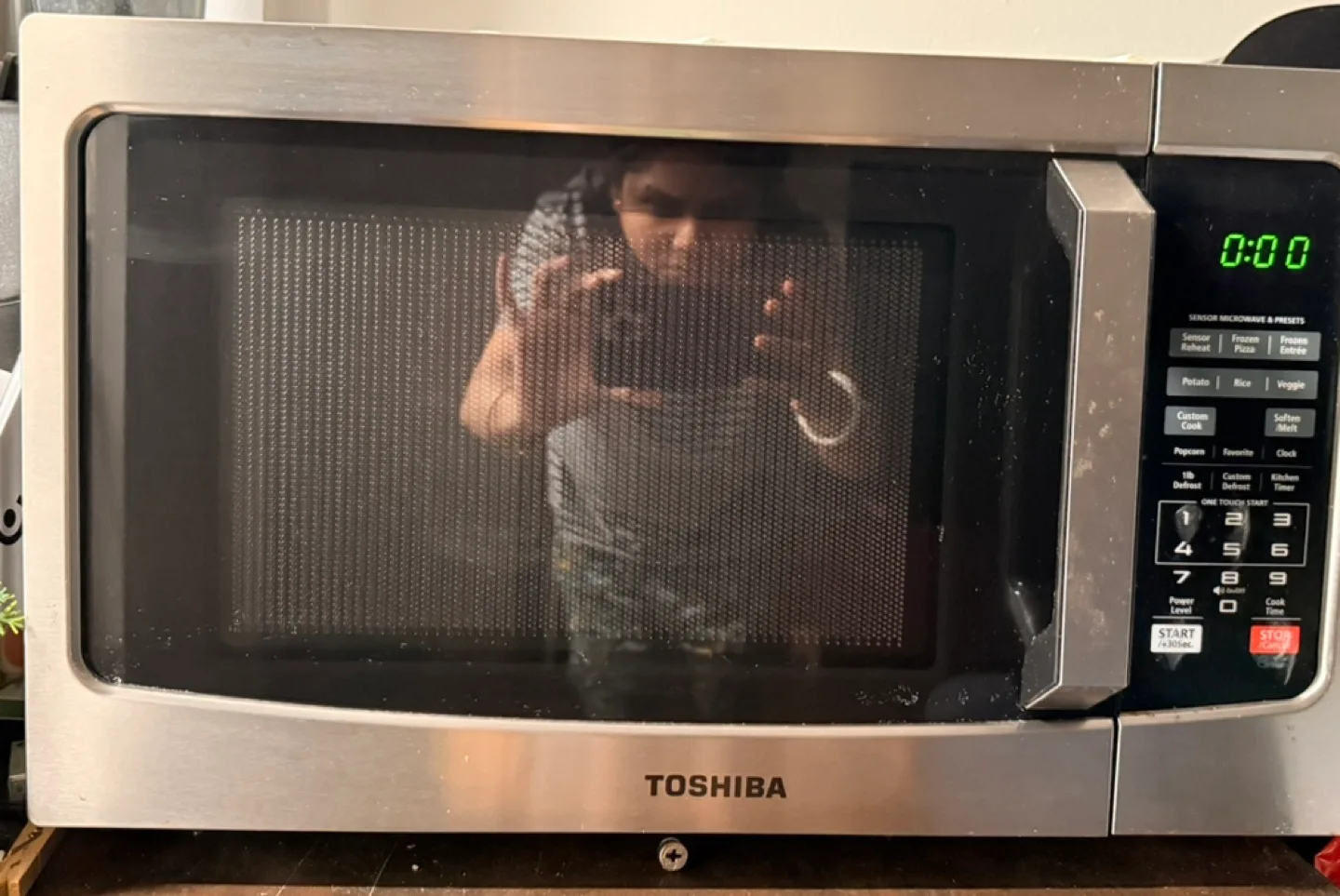 Toshiba Microwave thumbnail