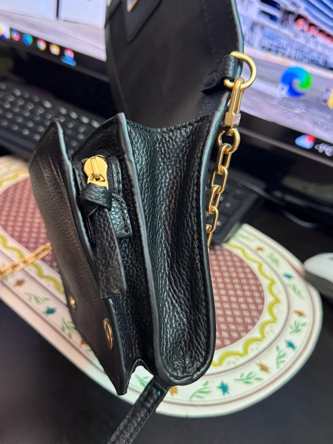Tory Burch Black Leather Crossbody Bag image indicator(5)