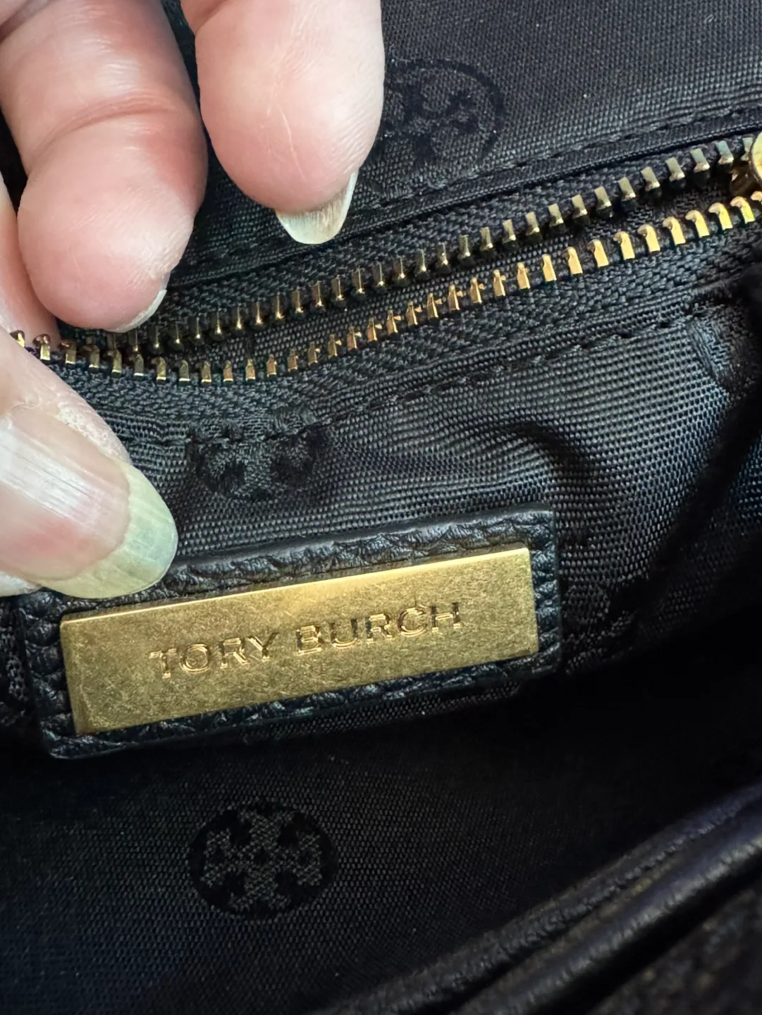 Tory Burch Black Leather Crossbody Bag image indicator(2)