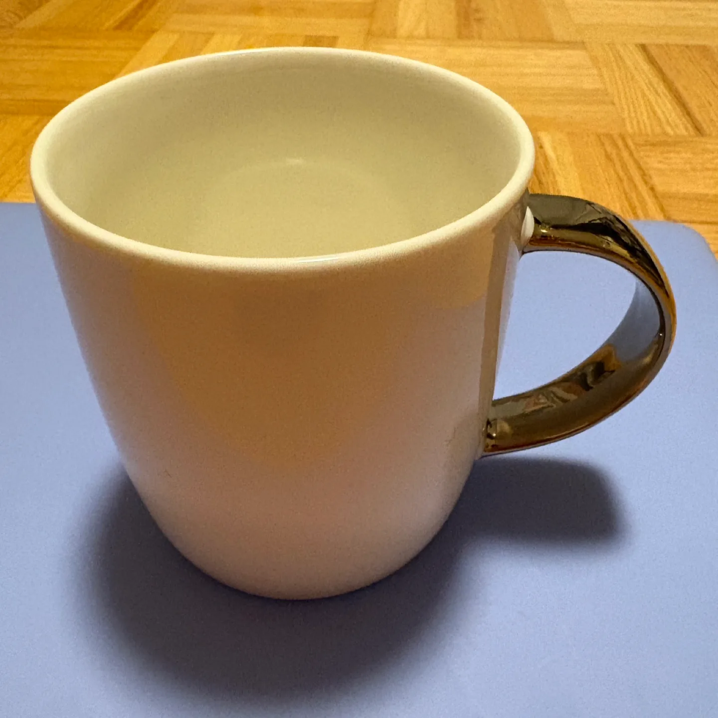 Sloth Mug with Gold Handle - New image indicator(4)