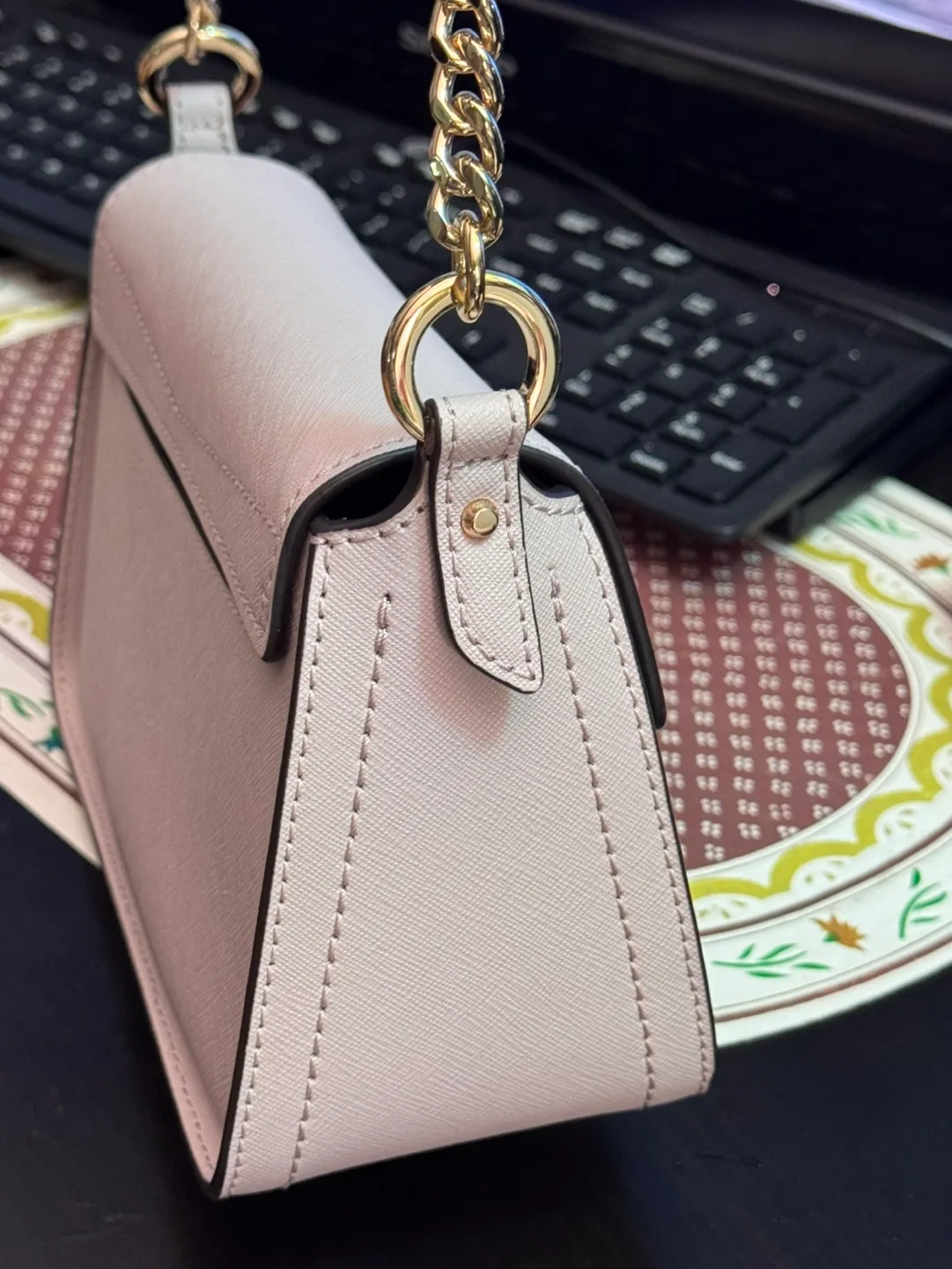 Michael Kors Small Chain Bag image indicator(6)