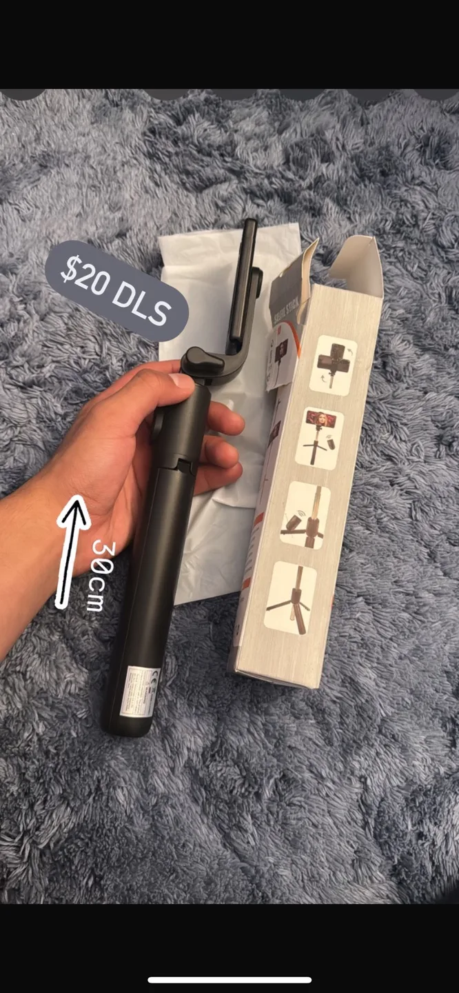Selfie Stick thumbnail