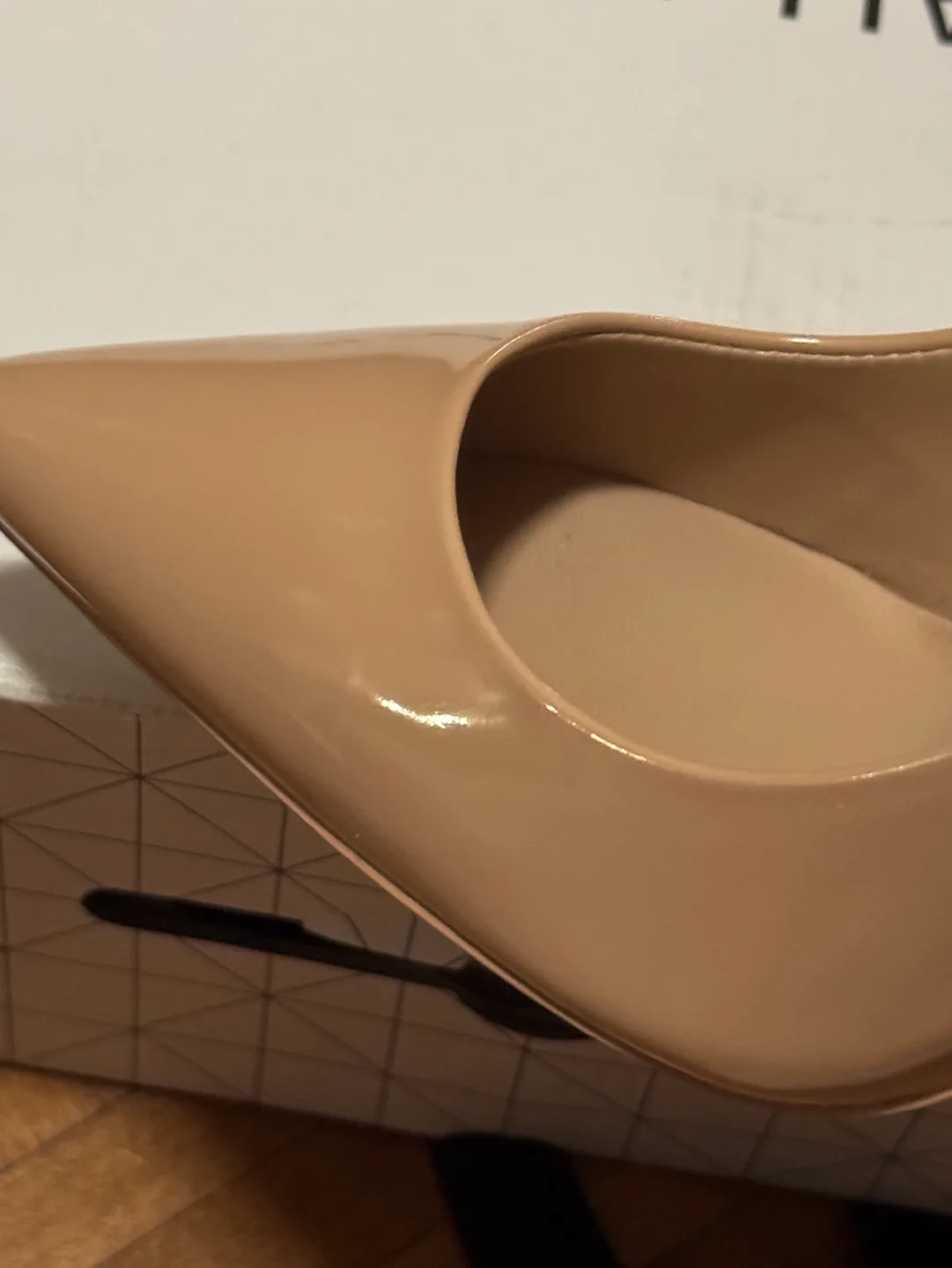 Aldo Stessi Nude Heels (Size 7) image indicator(4)