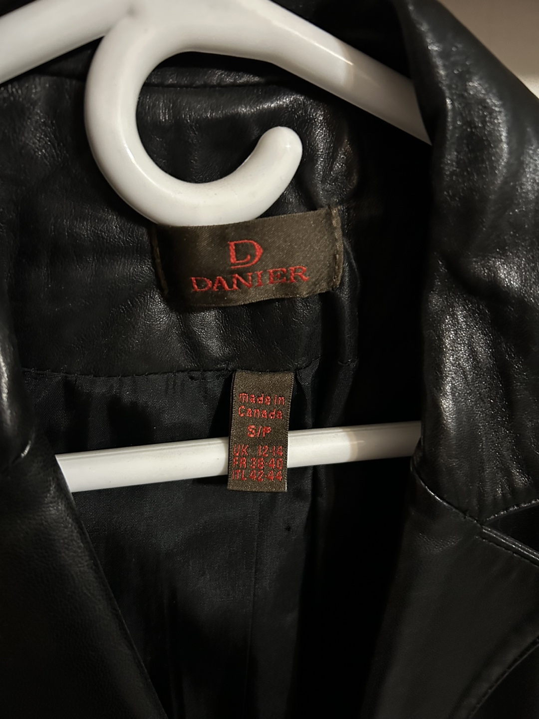 Danier Leather Jacket - photo 2