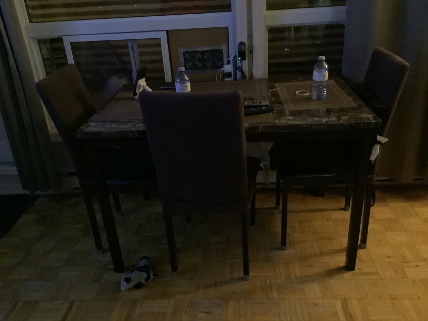 Dining table and four chairs - photo 2