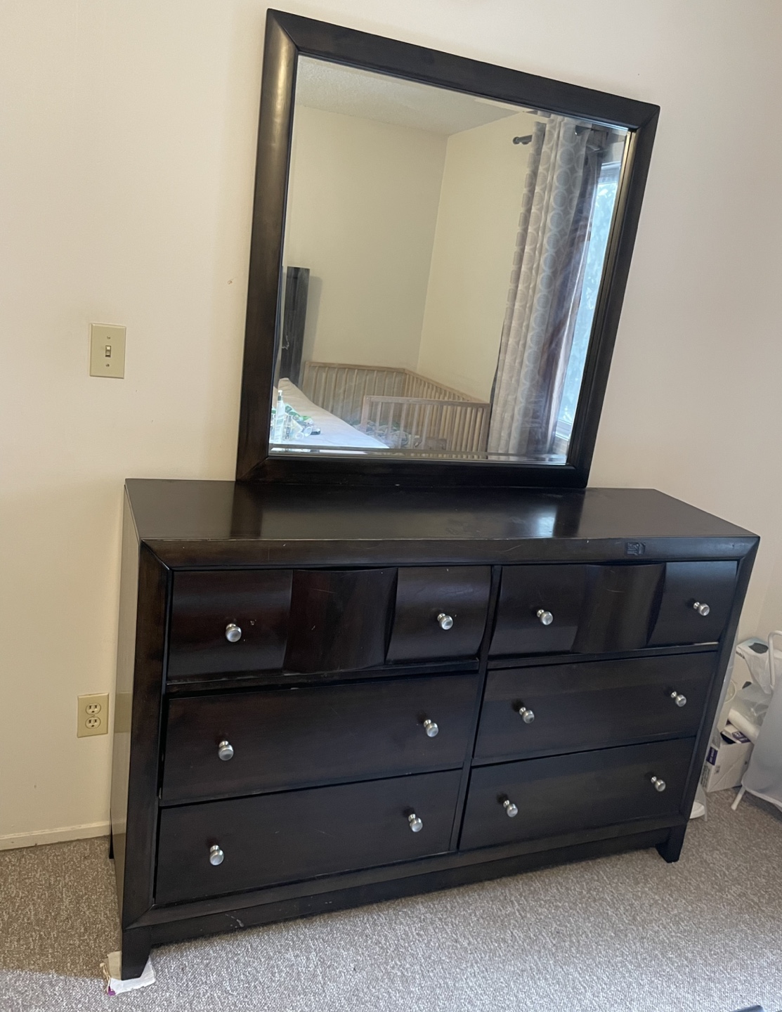 Queen Size Bedroom Set - photo 3