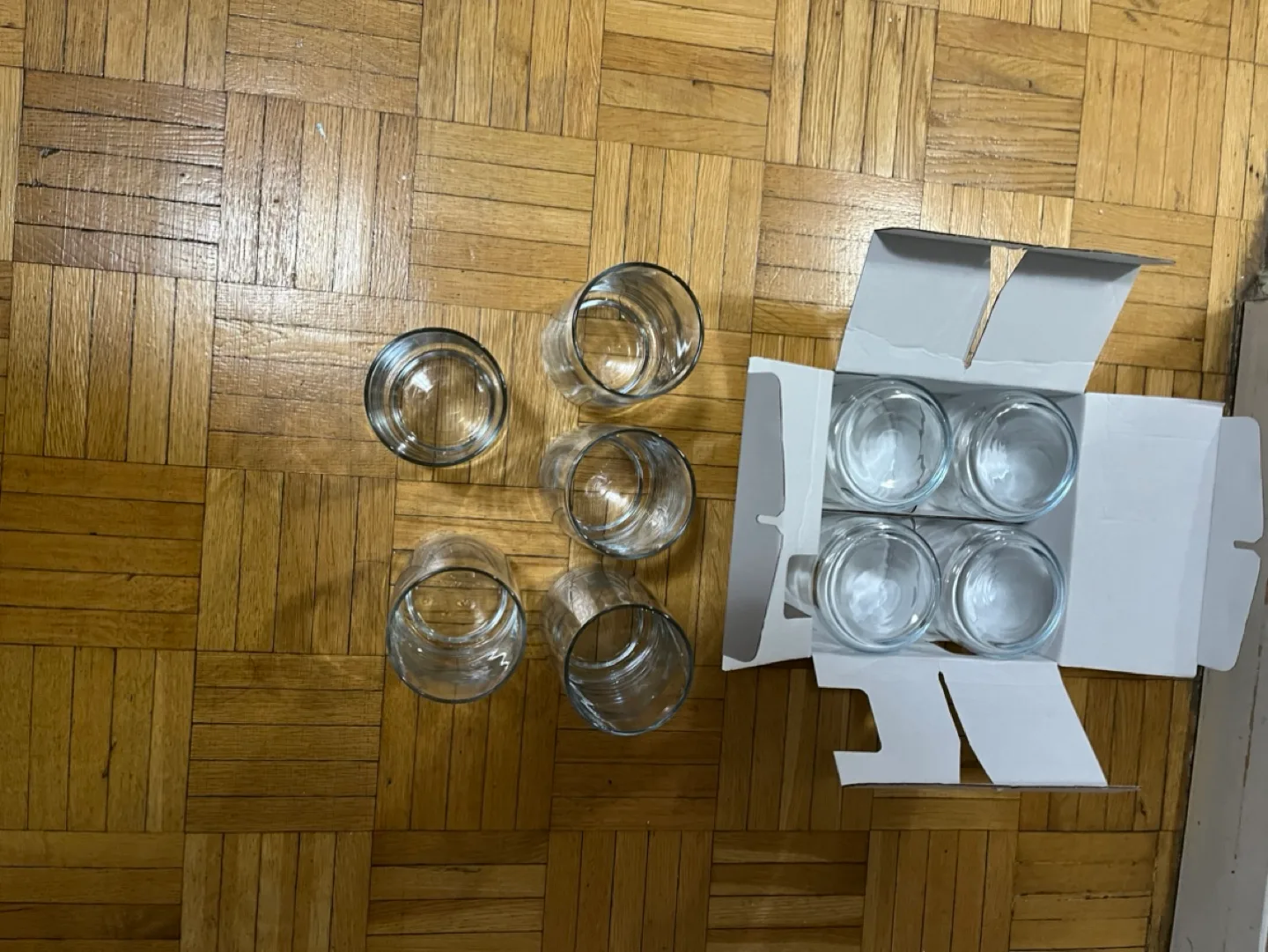 Set of 9 IKEA  Drinking Glasses image indicator(3)