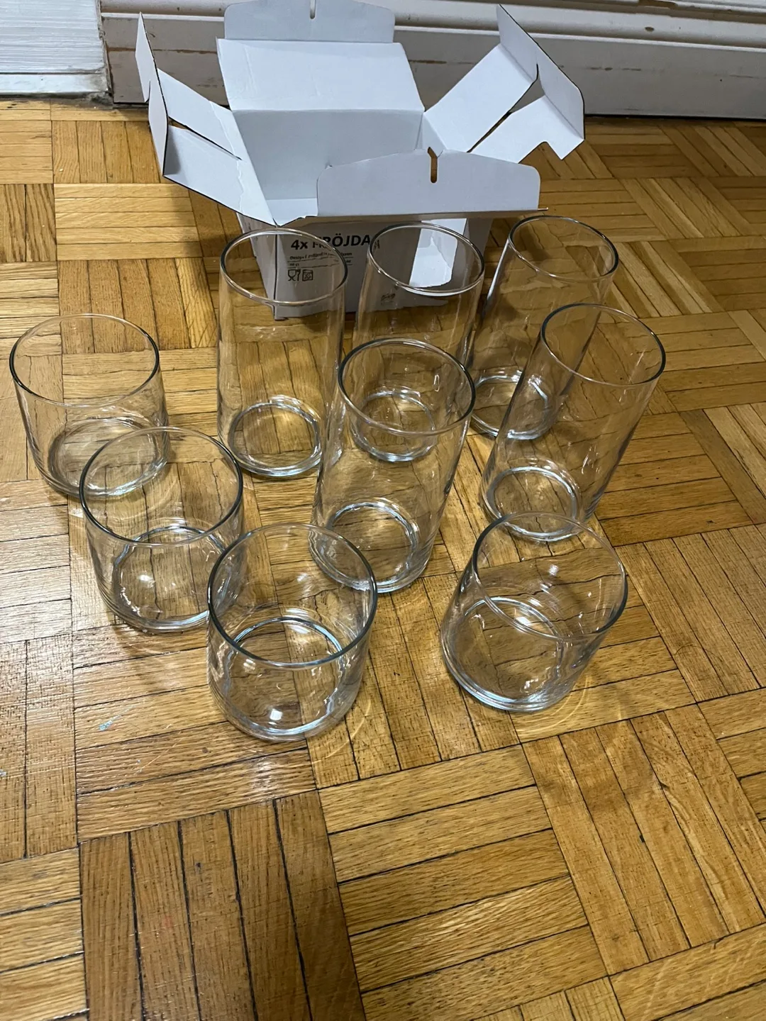 Set of 9 IKEA  Drinking Glasses image indicator(4)