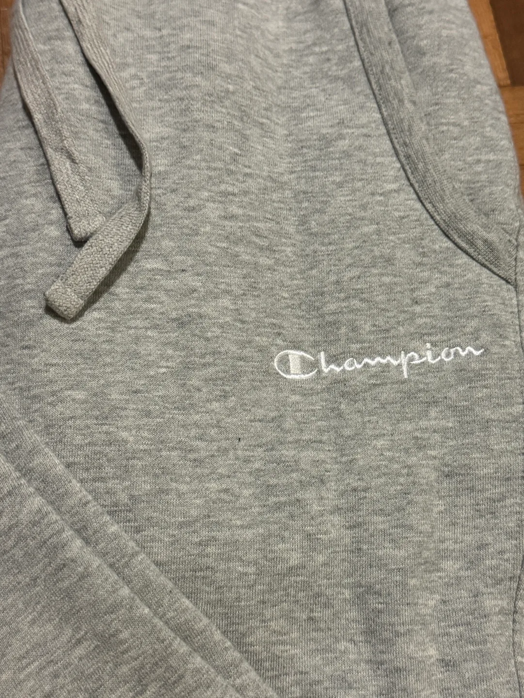 Champion Light Grey Joggers (M) image indicator(2)