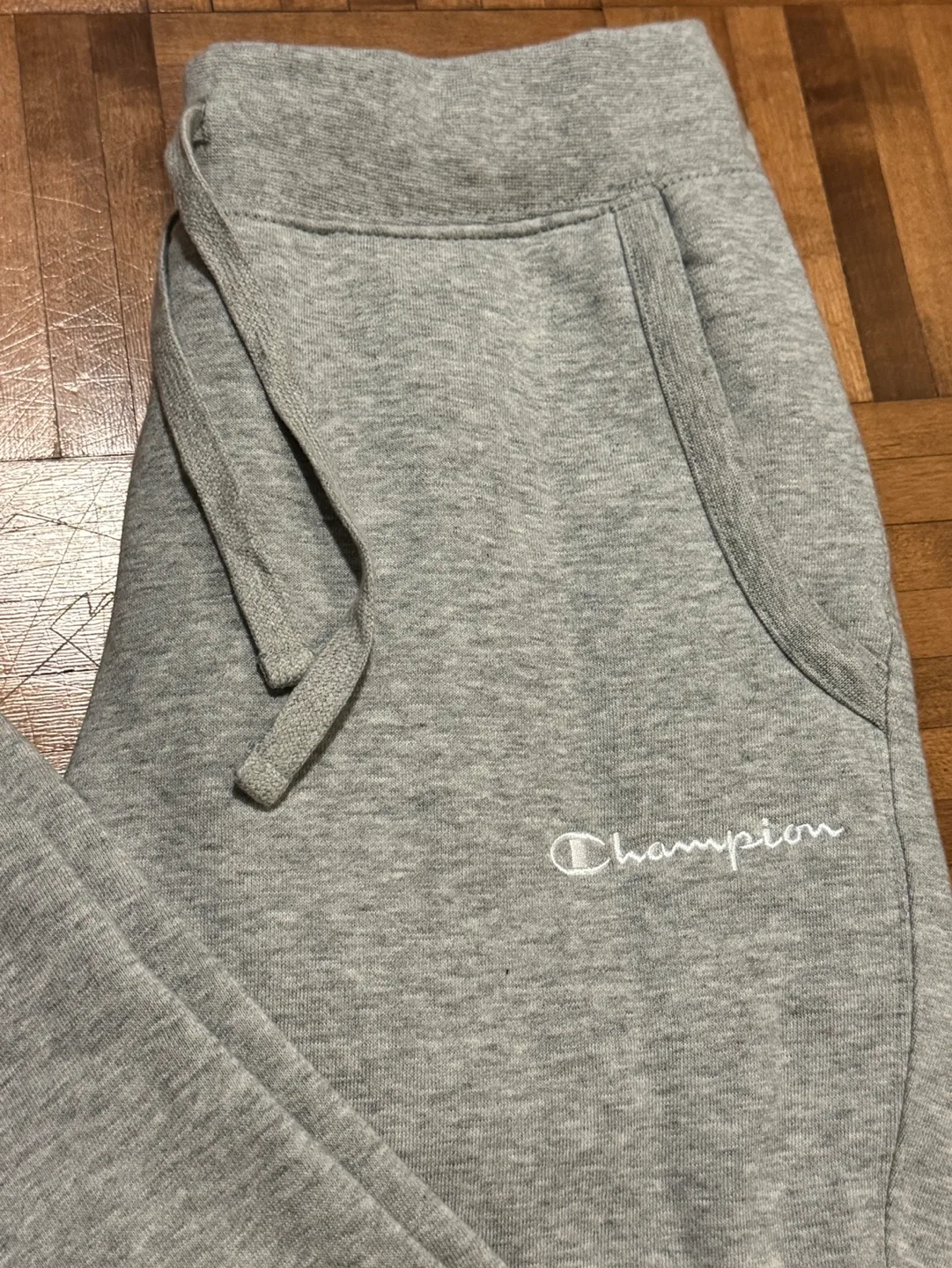 Champion Light Grey Joggers (M) image indicator(4)