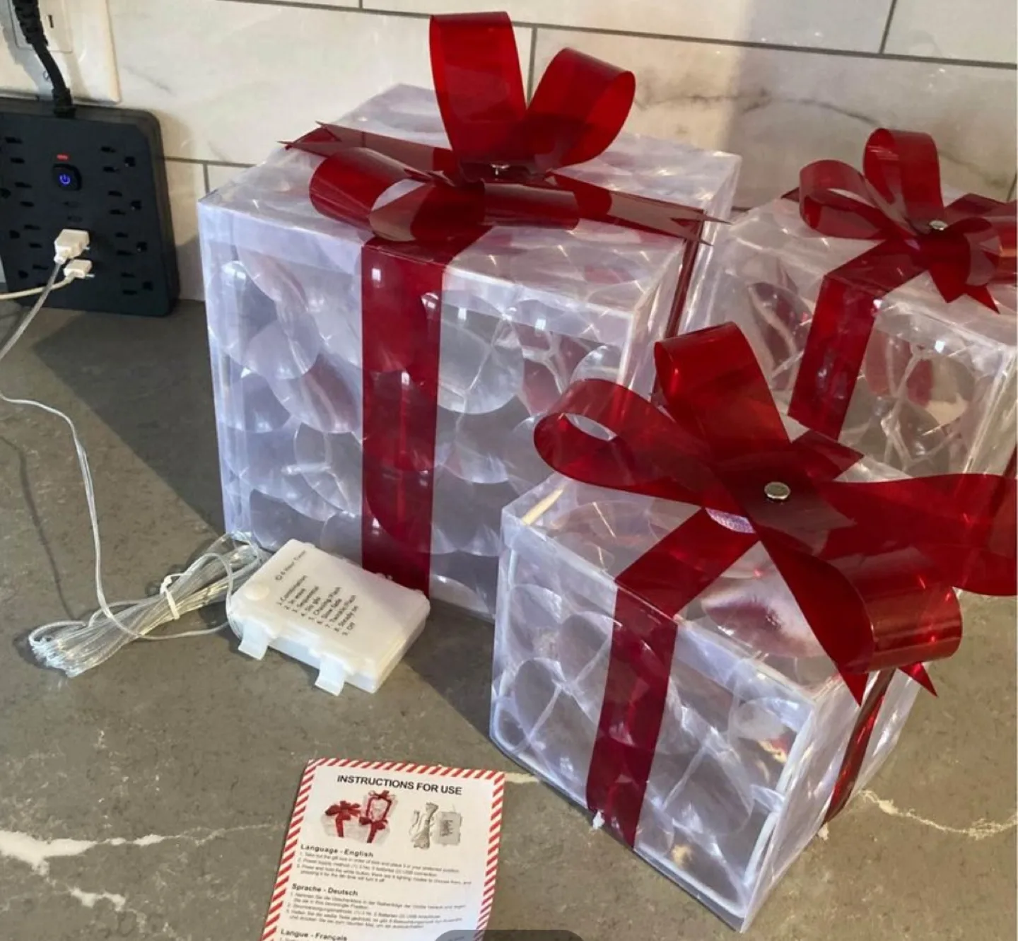 Set of 3 LED Lighted Christmas Gift Boxes image indicator(2)