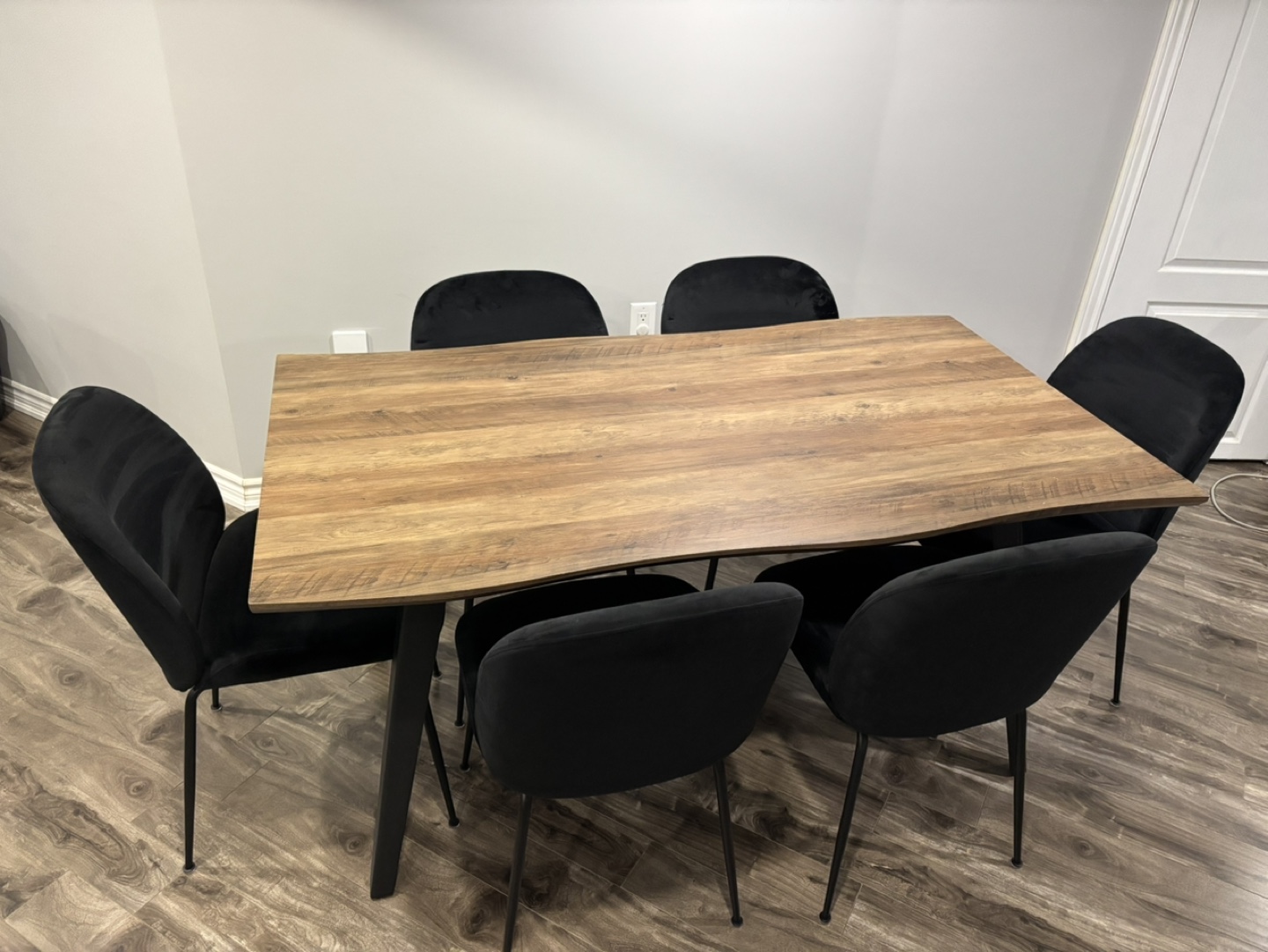 Structube Dining Table and Chairs Set - photo 2