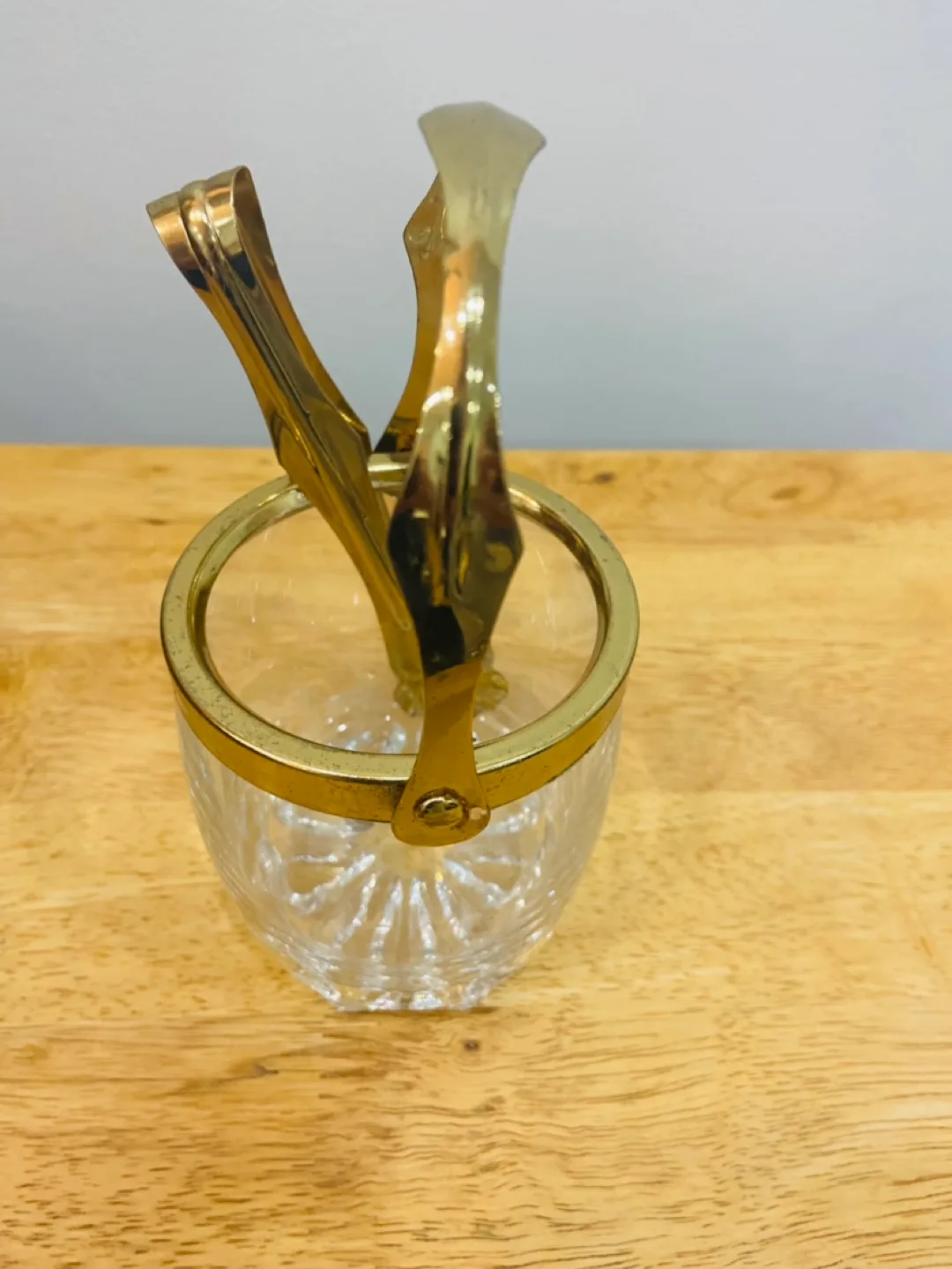 Crystal Ice Bucket & Tongs with Glasses image indicator(3)